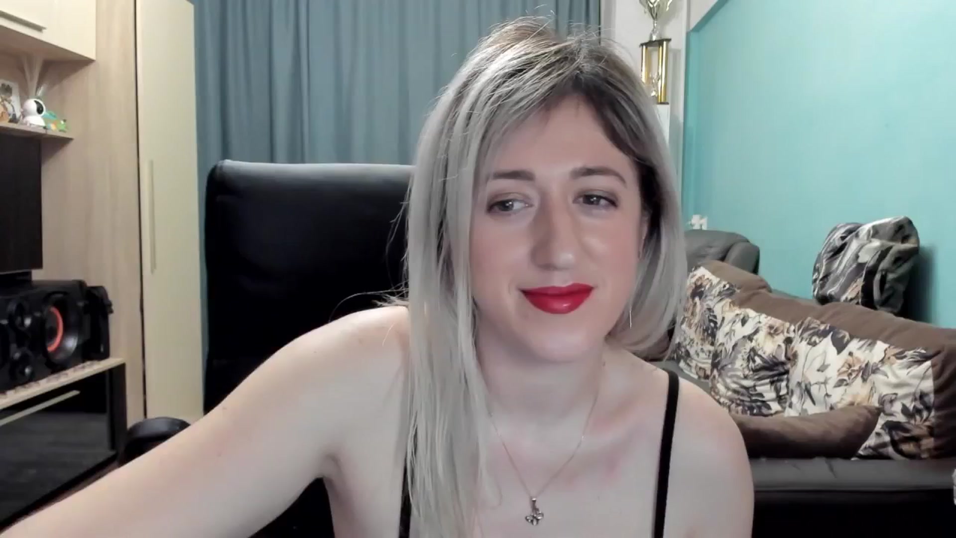 Gallery image thumbnail from SweetDelia_'s myfreecams stream on, 02/22/2026, 23:33 image 17 of 20