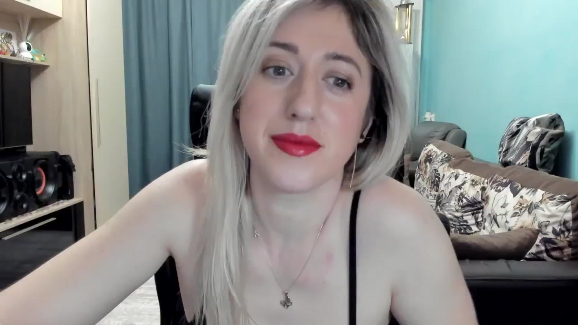 Gallery image thumbnail from SweetDelia_'s myfreecams stream on, 02/22/2026, 23:33 image 1 of 20