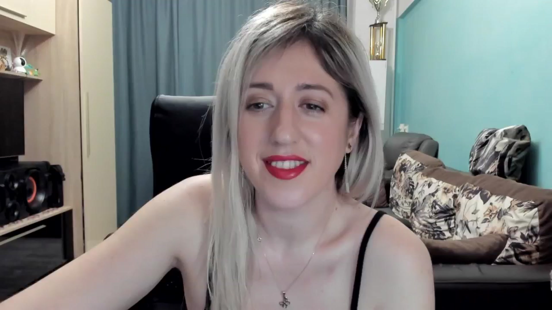 Gallery image thumbnail from SweetDelia_'s myfreecams stream on, 02/22/2026, 23:33 image 14 of 20