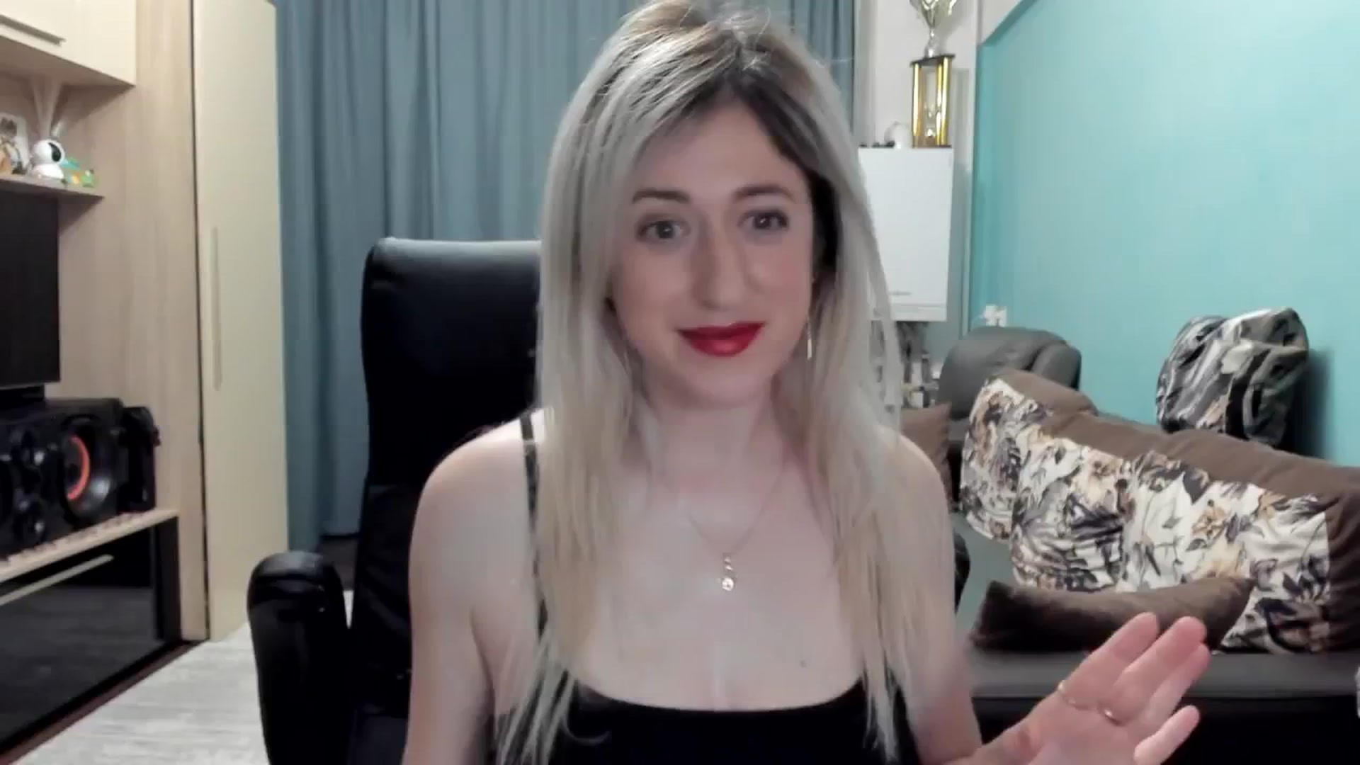Gallery image thumbnail from SweetDelia_'s myfreecams stream on, 02/22/2026, 23:33 image 2 of 20