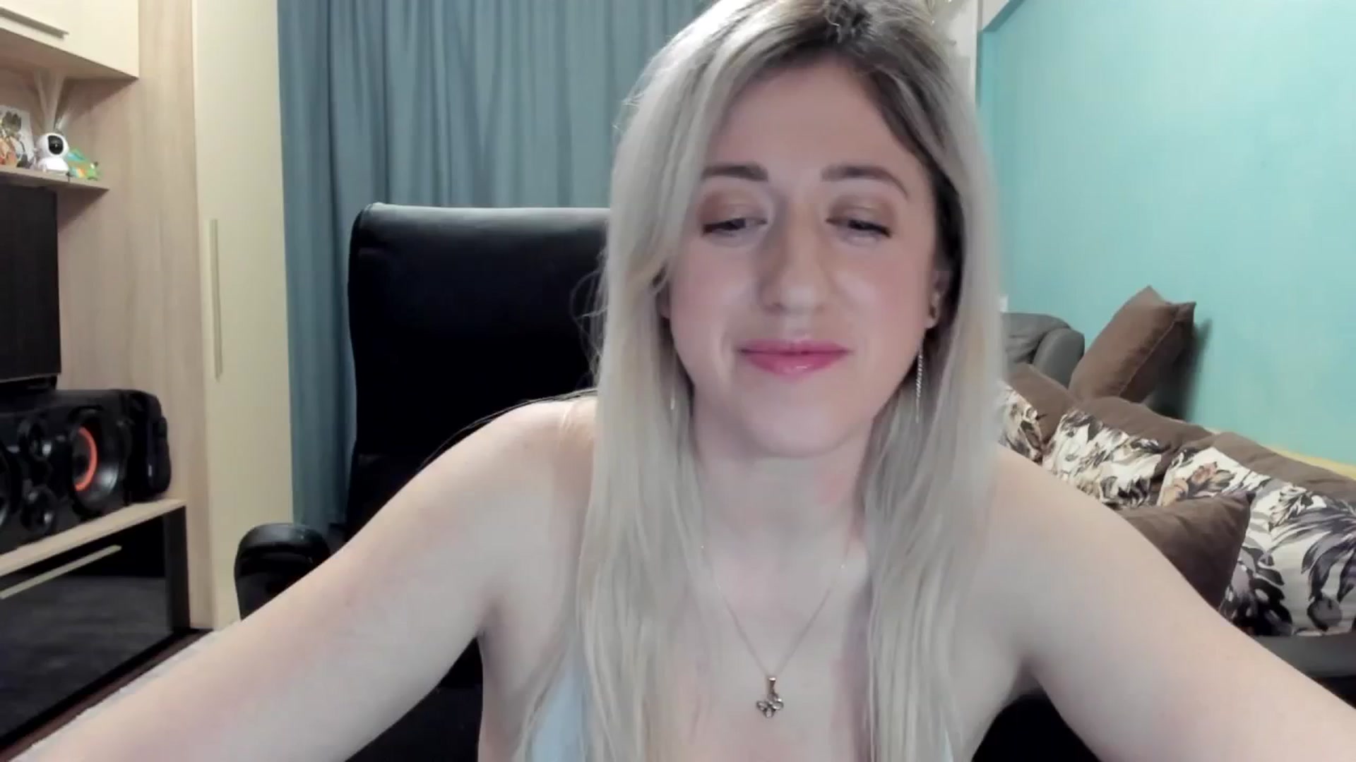 Gallery image thumbnail from SweetDelia_'s myfreecams stream on, 02/26/2026, 04:20 image 7 of 20