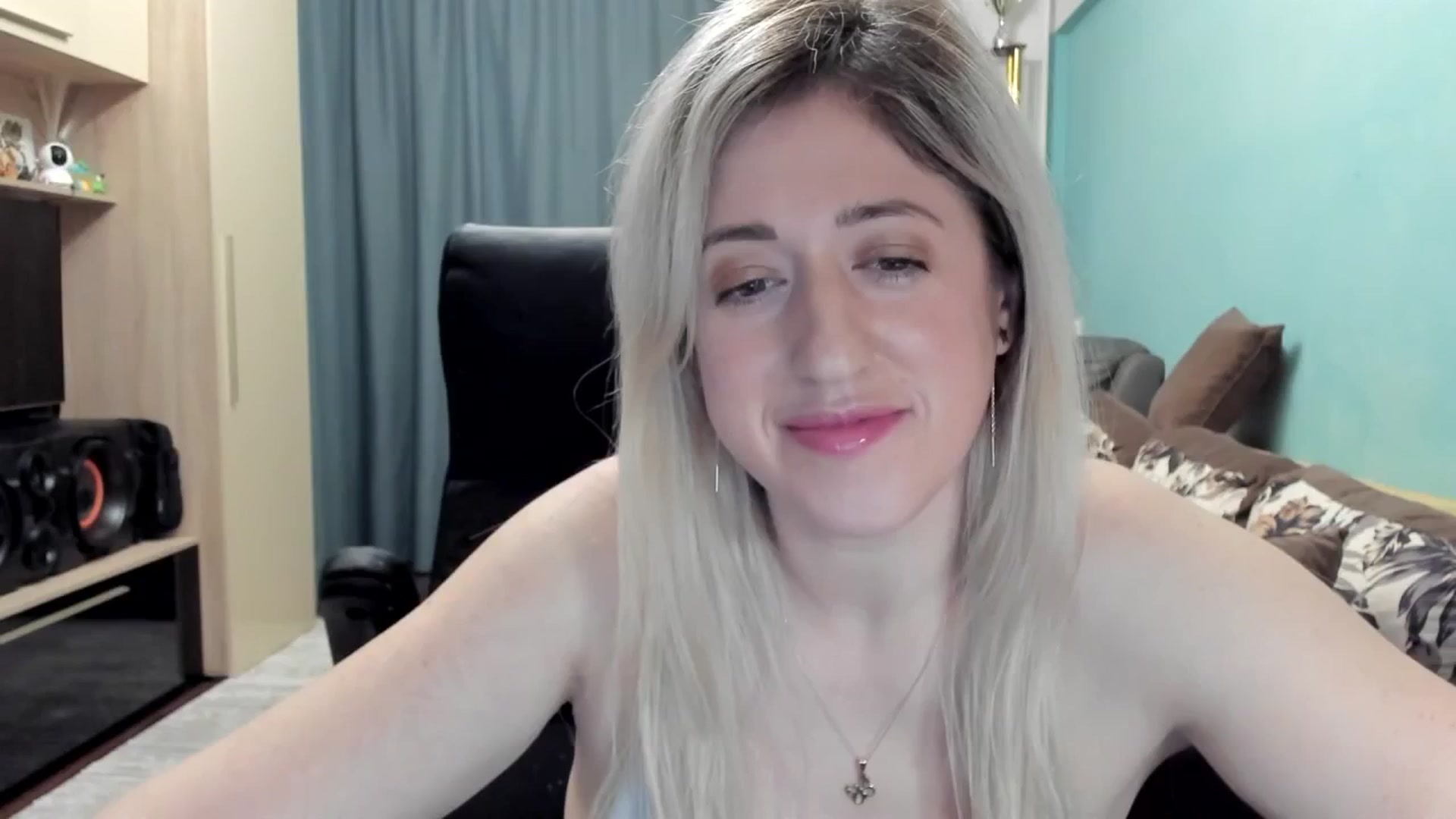 Gallery image thumbnail from SweetDelia_'s myfreecams stream on, 02/26/2026, 04:20 image 6 of 20