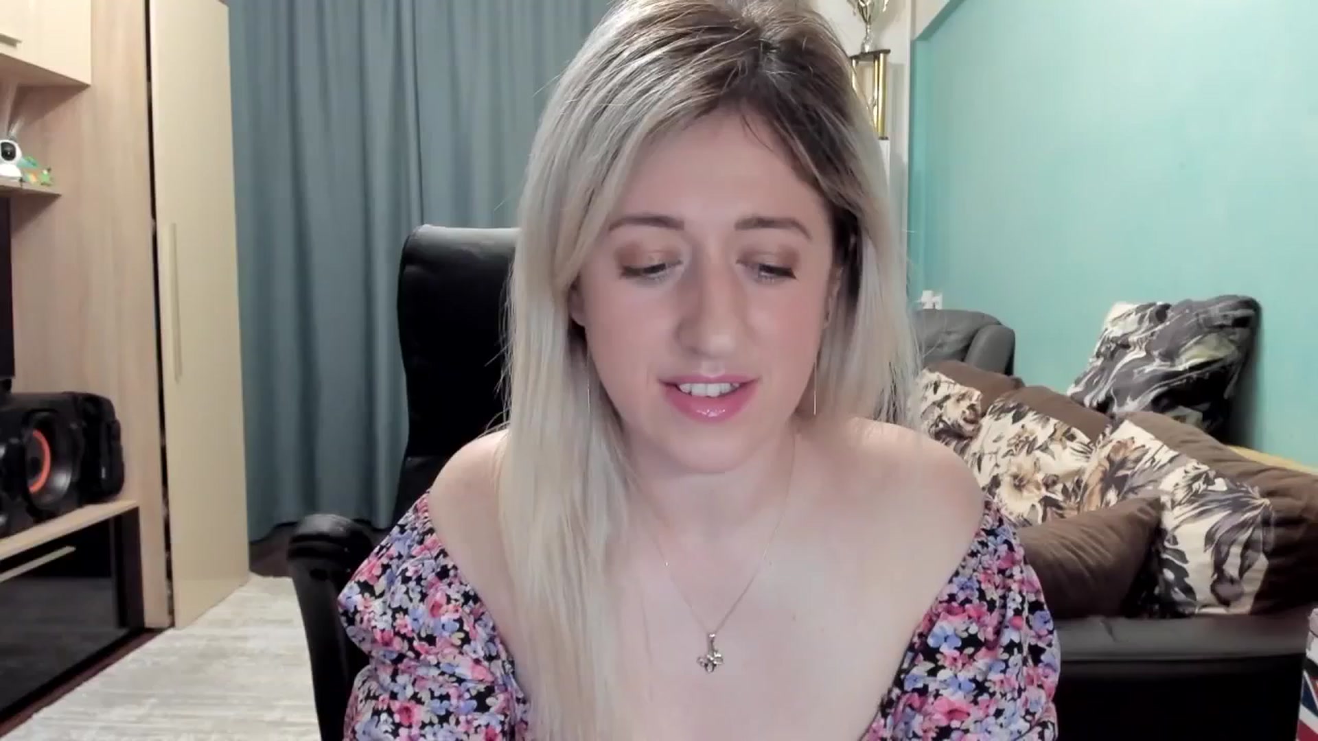 Gallery image thumbnail from SweetDelia_'s myfreecams stream on, 02/26/2026, 23:28 image 8 of 20