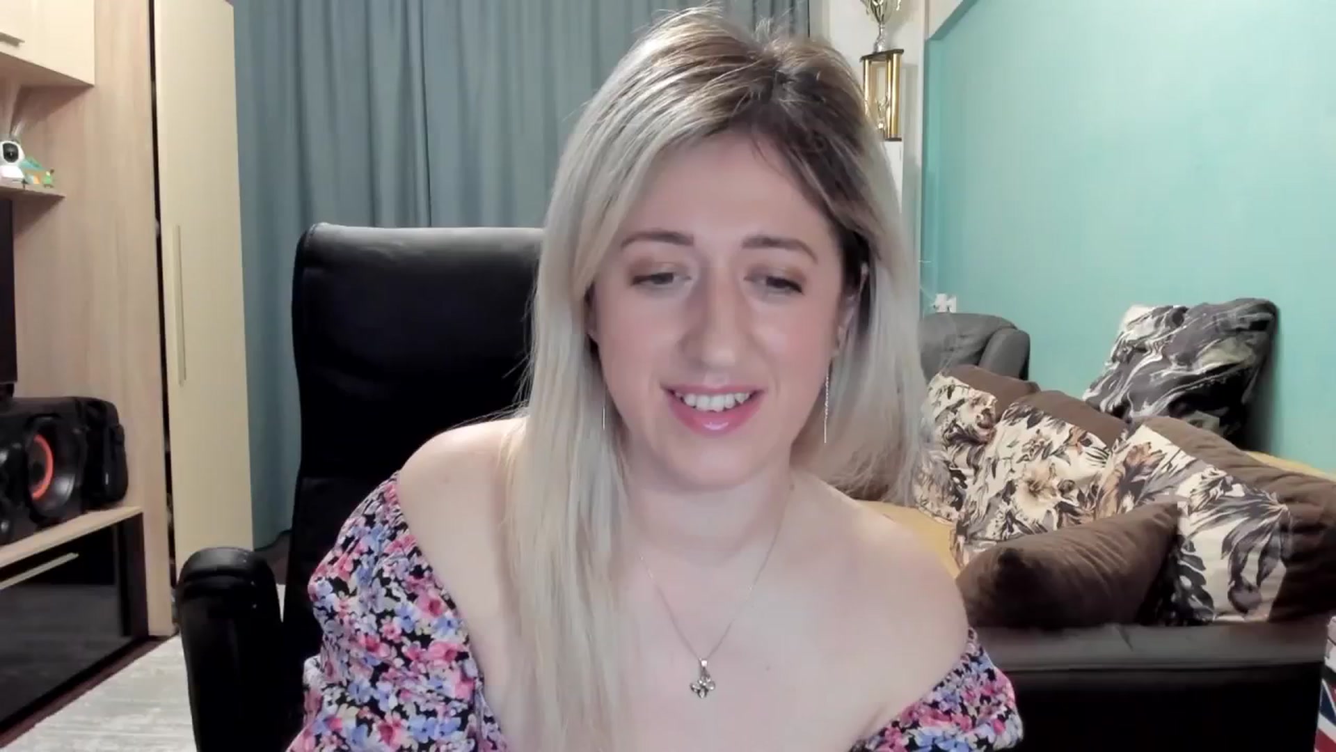 Gallery image thumbnail from SweetDelia_'s myfreecams stream on, 02/26/2026, 23:28 image 6 of 20