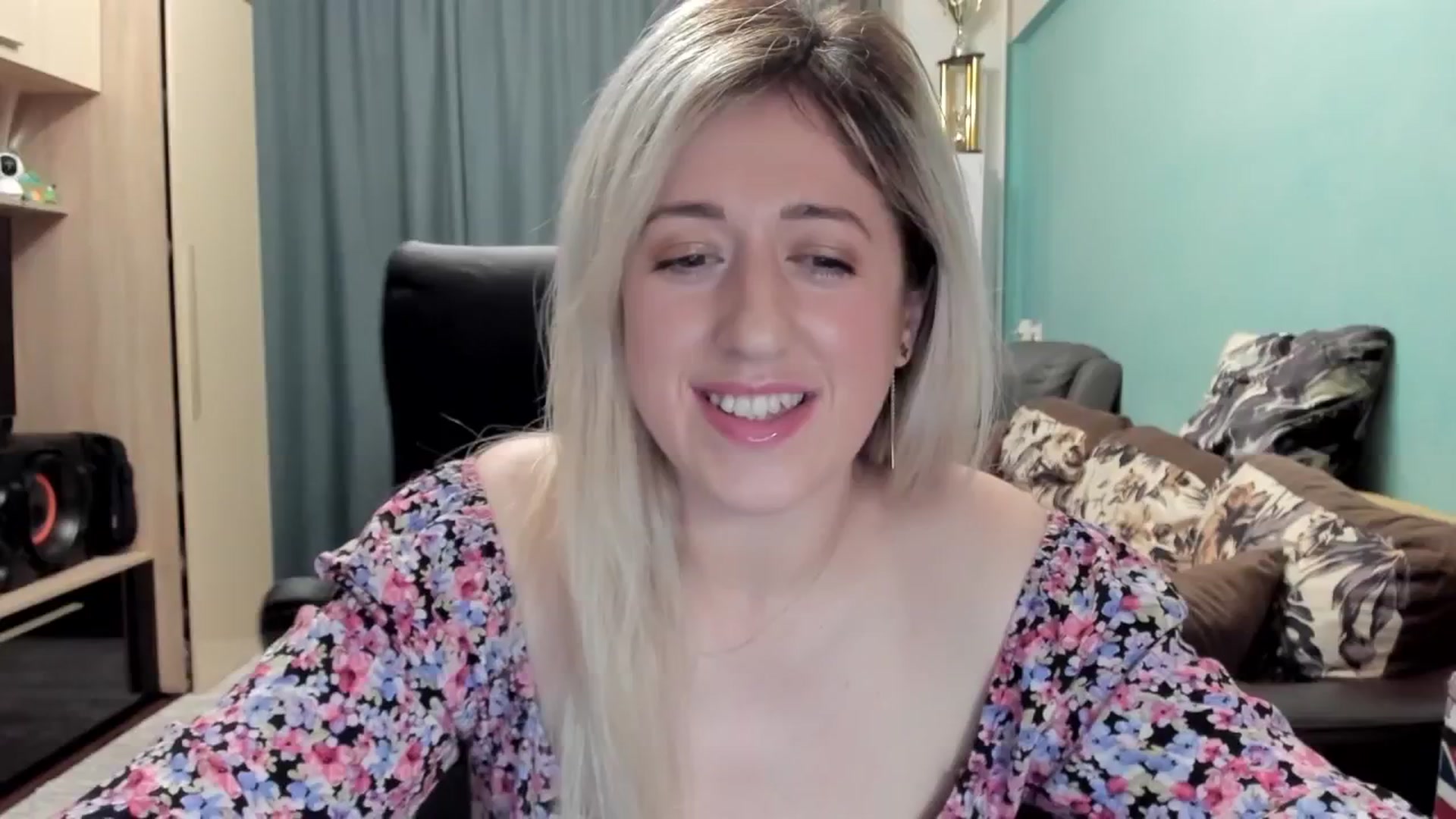Gallery image thumbnail from SweetDelia_'s myfreecams stream on, 02/26/2026, 23:28 image 12 of 20