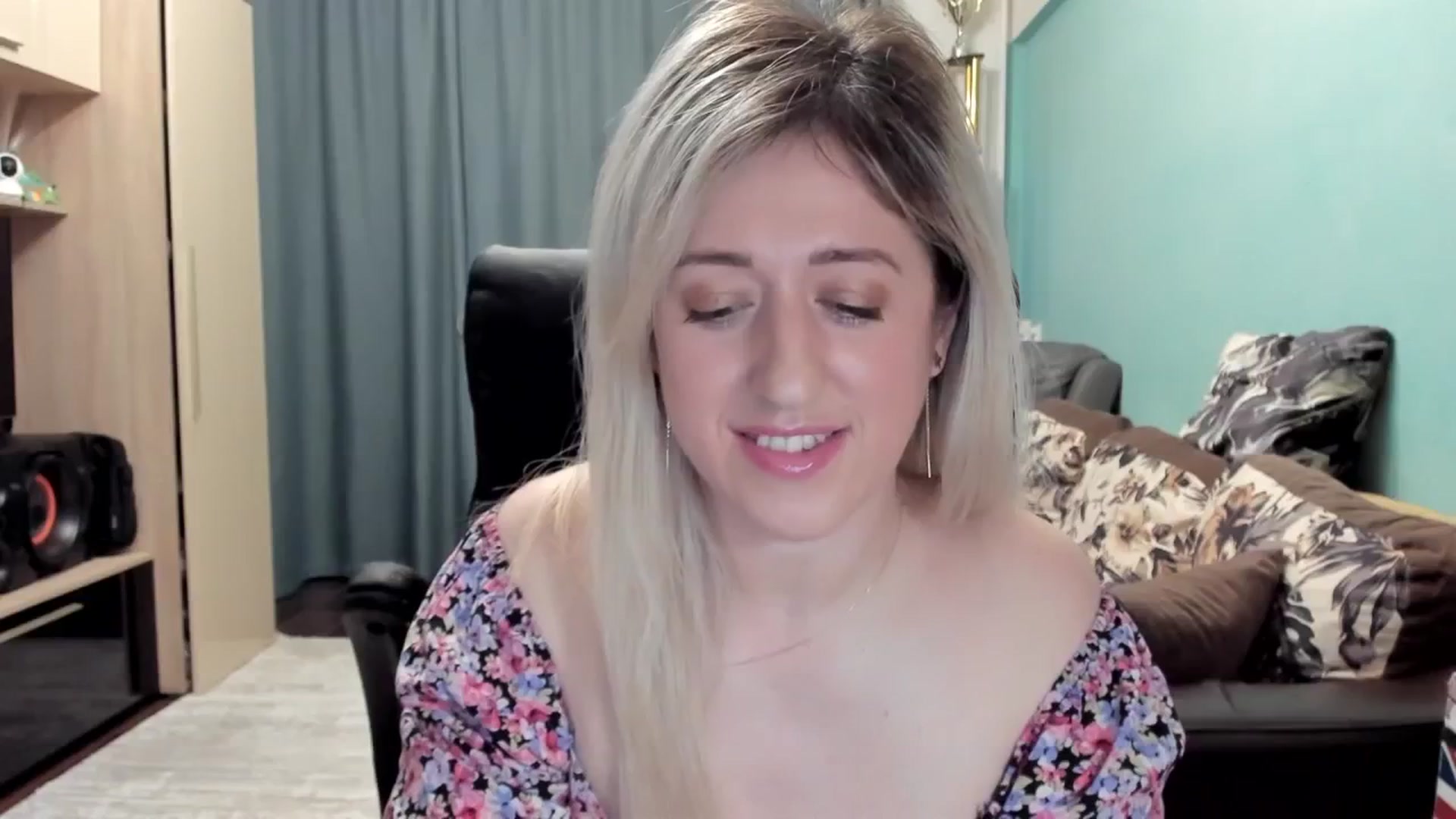 Gallery image thumbnail from SweetDelia_'s myfreecams stream on, 02/26/2026, 23:28 image 19 of 20