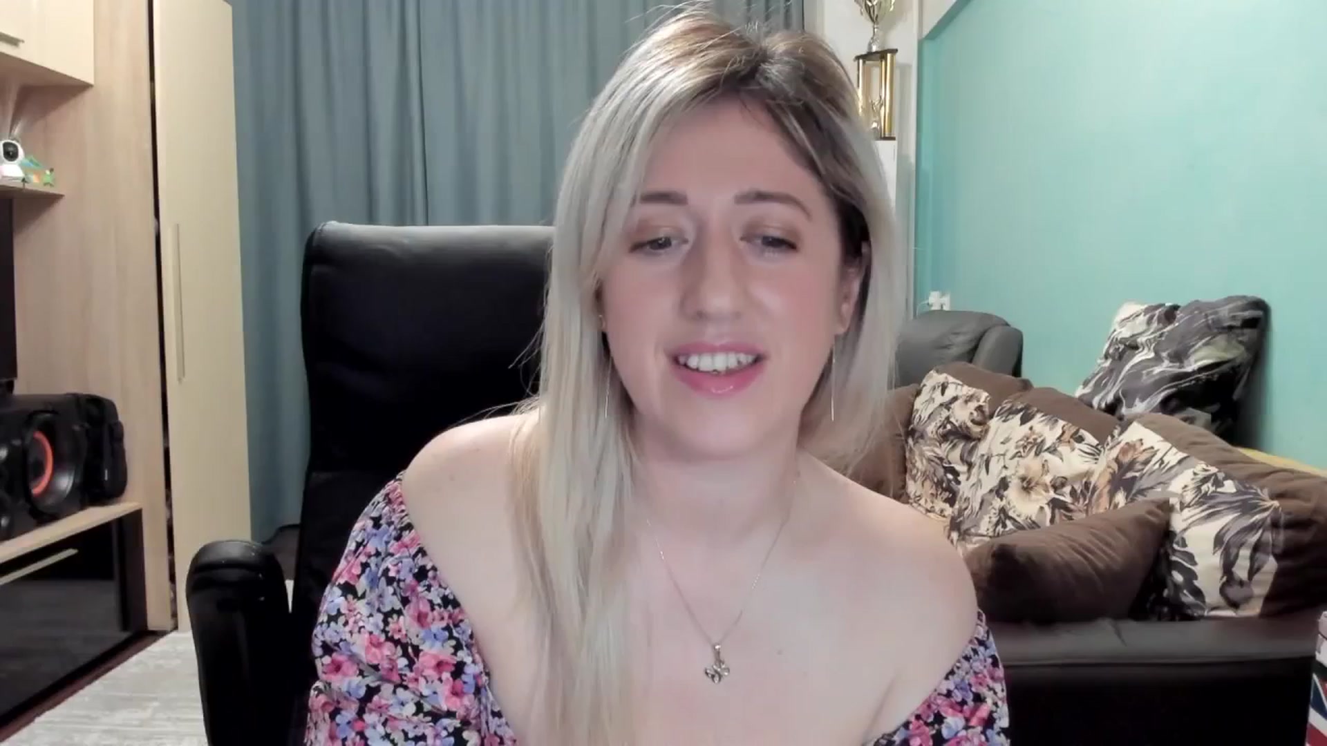Gallery image thumbnail from SweetDelia_'s myfreecams stream on, 02/26/2026, 23:28 image 4 of 20