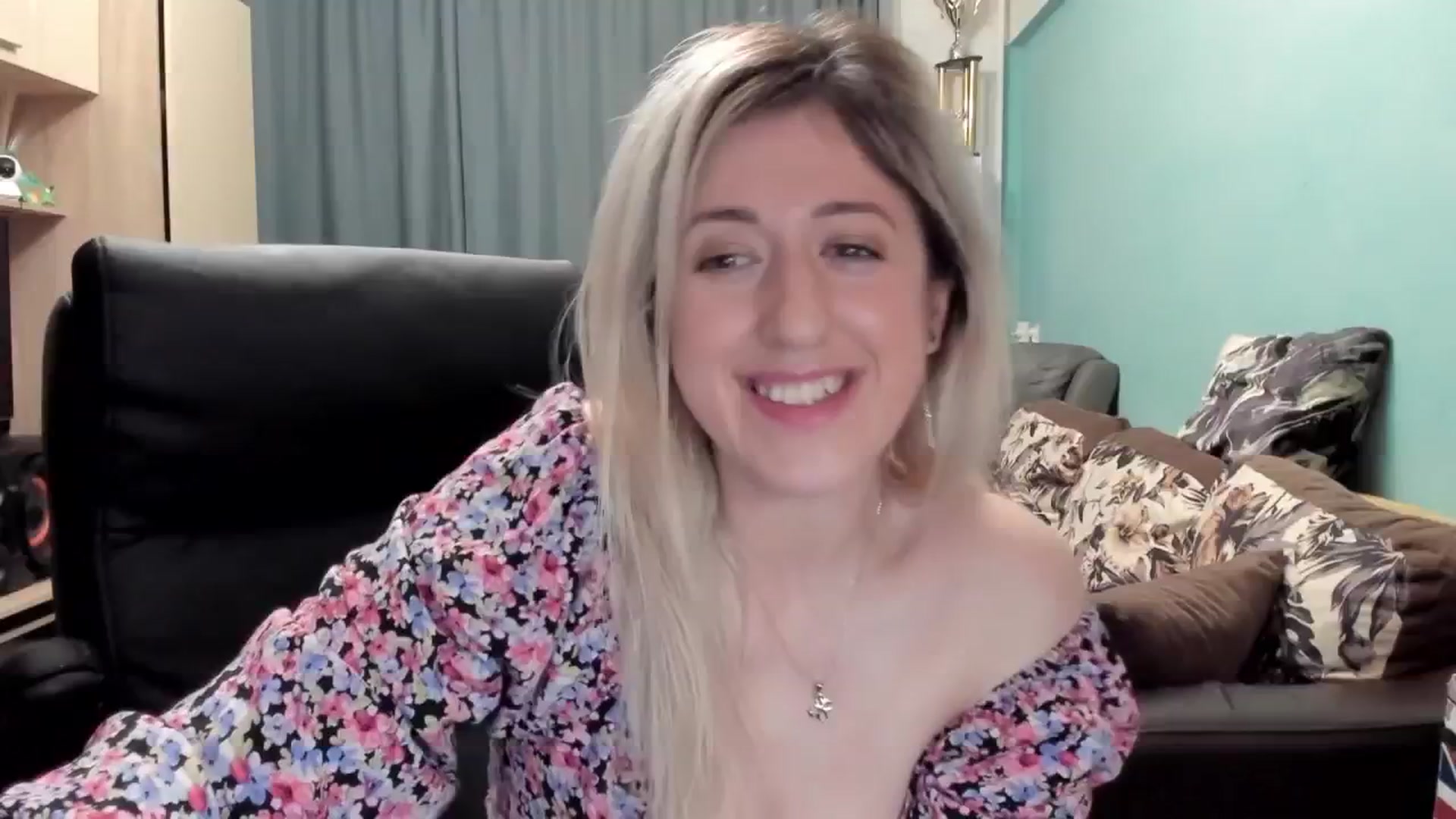 Gallery image thumbnail from SweetDelia_'s myfreecams stream on, 02/27/2026, 02:22 image 20 of 20