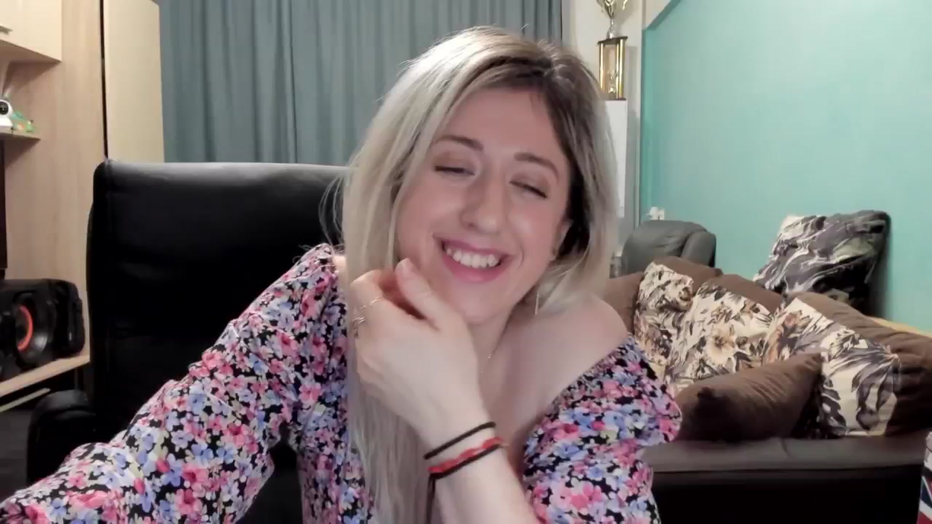 Gallery image thumbnail from SweetDelia_'s myfreecams stream on, 02/27/2026, 02:22 image 19 of 20