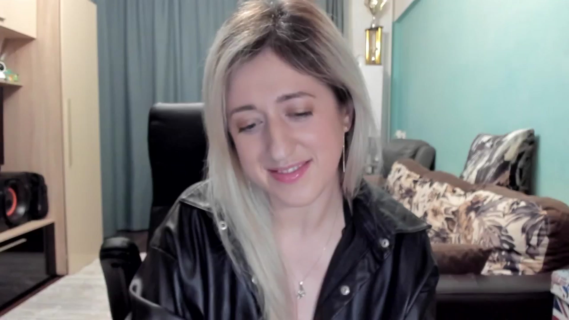 Gallery image thumbnail from SweetDelia_'s myfreecams stream on, 02/28/2026, 24:02 image 19 of 20