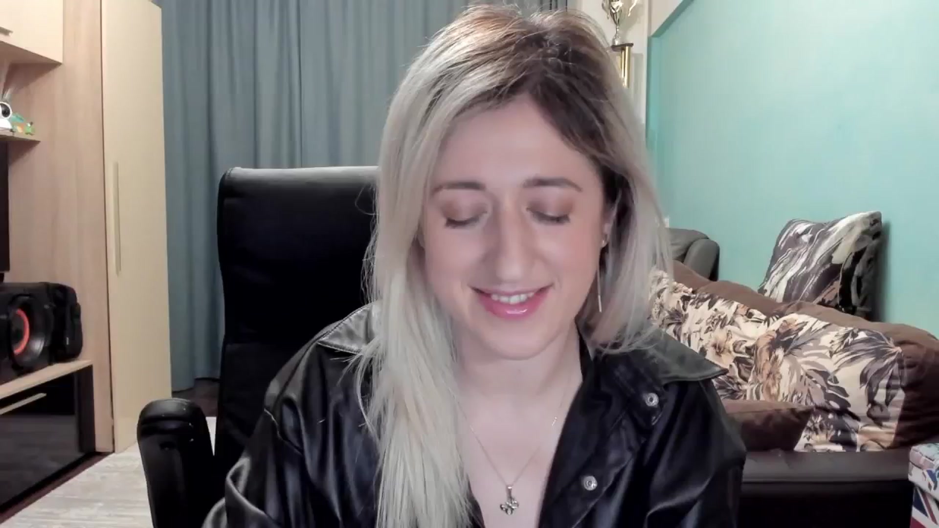 Gallery image thumbnail from SweetDelia_'s myfreecams stream on, 02/28/2026, 24:02 image 12 of 20