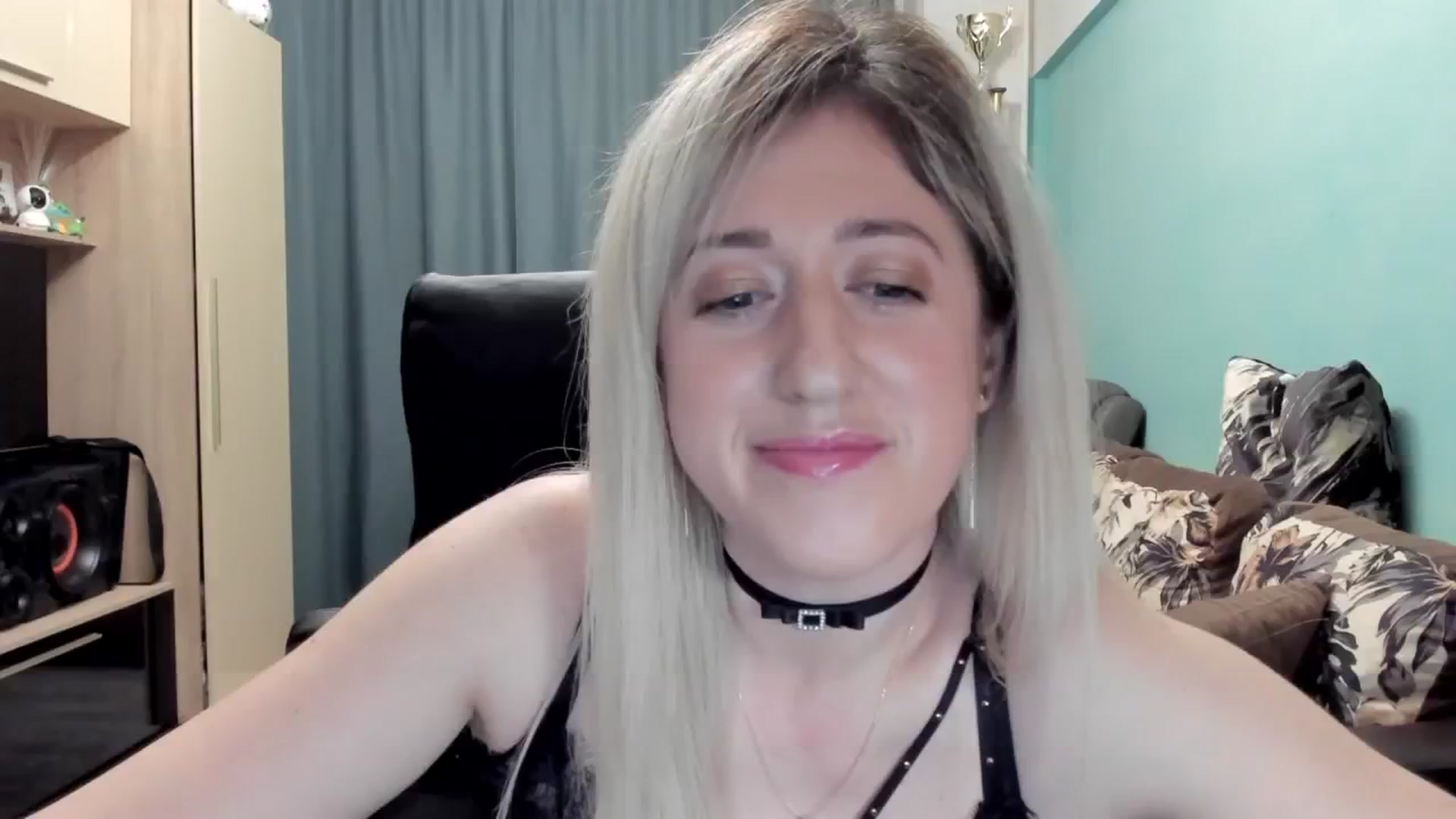 Gallery image thumbnail from SweetDelia_'s myfreecams stream on, 03/01/2026, 24:50 image 6 of 20