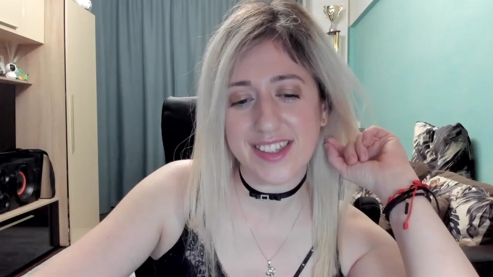 Gallery image thumbnail from SweetDelia_'s myfreecams stream on, 03/01/2026, 03:37 image 16 of 20