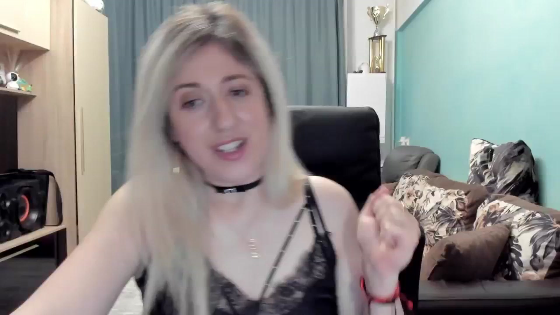 Gallery image thumbnail from SweetDelia_'s myfreecams stream on, 03/01/2026, 03:37 image 19 of 20