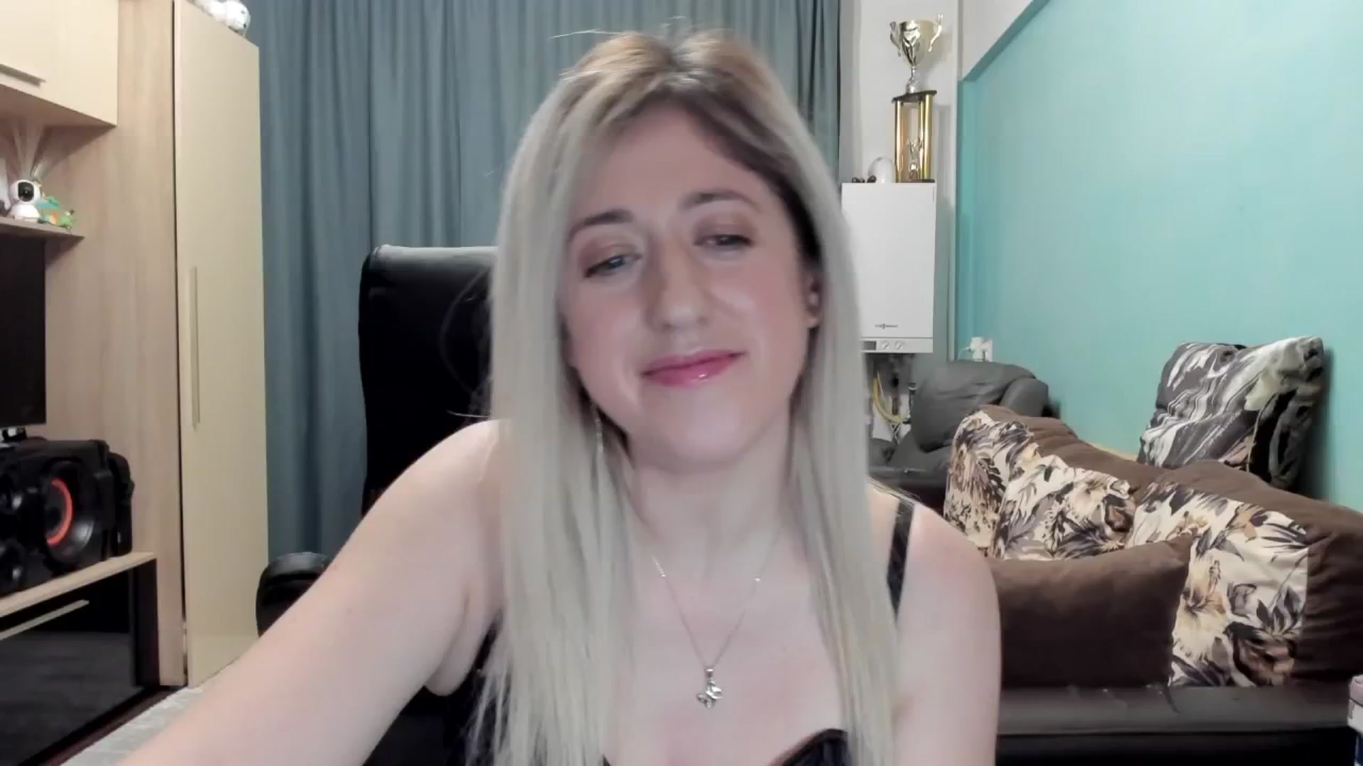 Gallery image thumbnail from SweetDelia_'s myfreecams stream on, 03/02/2026, 03:12 image 15 of 20