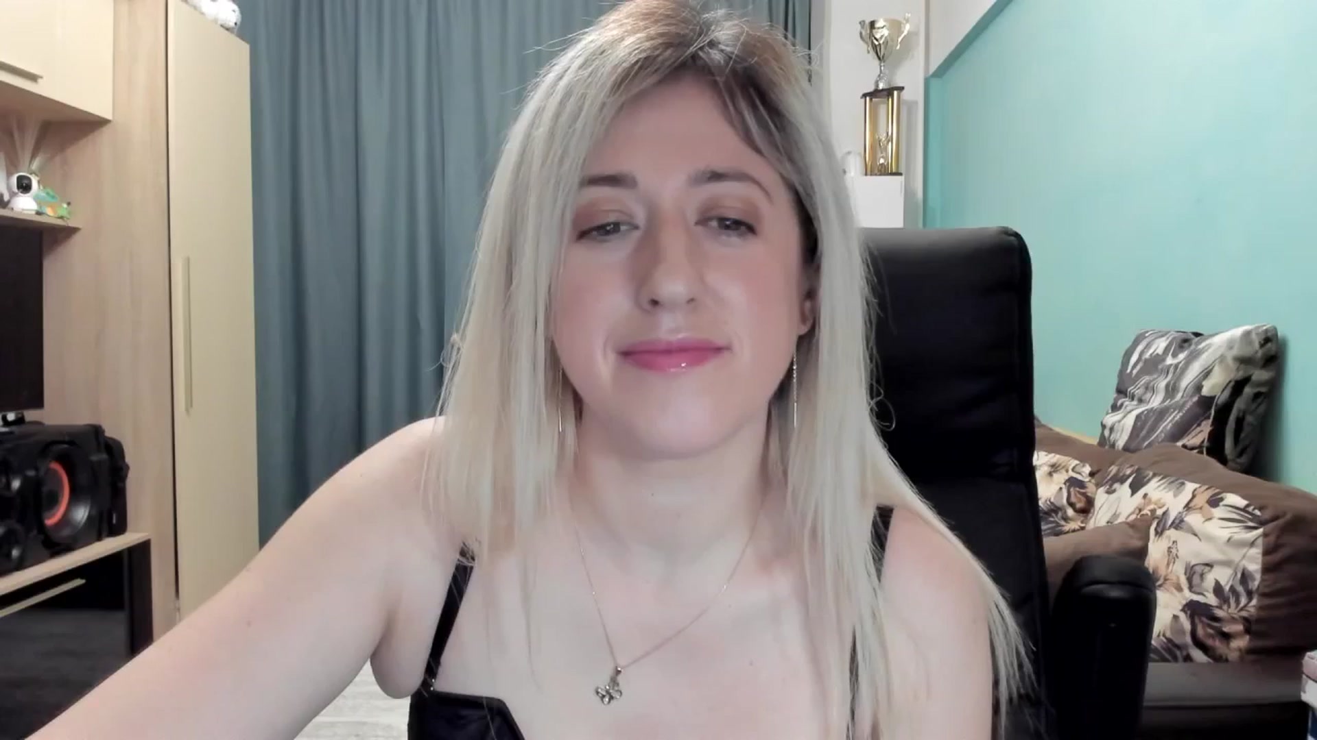Gallery image thumbnail from SweetDelia_'s myfreecams stream on, 03/02/2026, 03:12 image 6 of 20