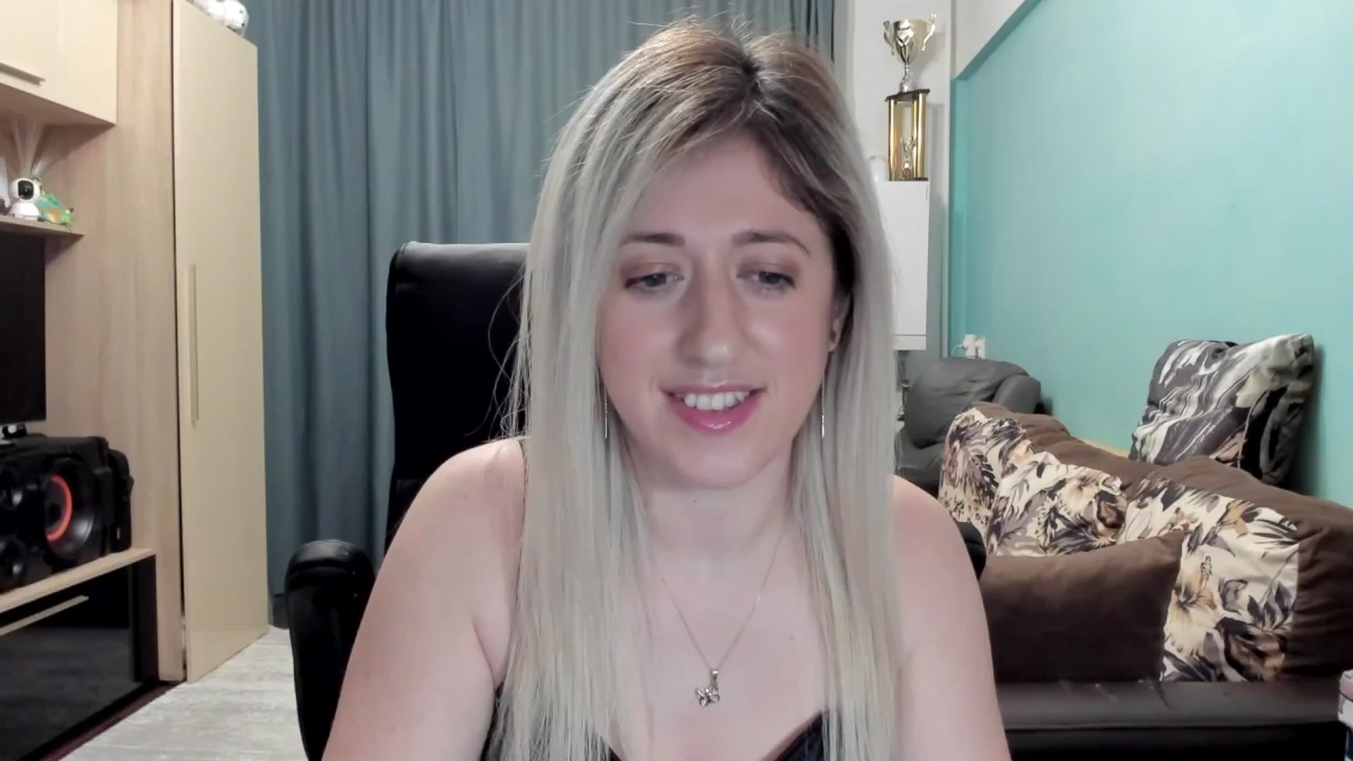 Gallery image thumbnail from SweetDelia_'s myfreecams stream on, 03/02/2026, 03:12 image 16 of 20