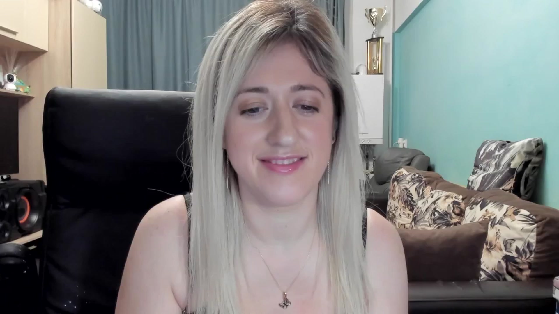 Gallery image thumbnail from SweetDelia_'s myfreecams stream on, 03/02/2026, 03:59 image 16 of 20