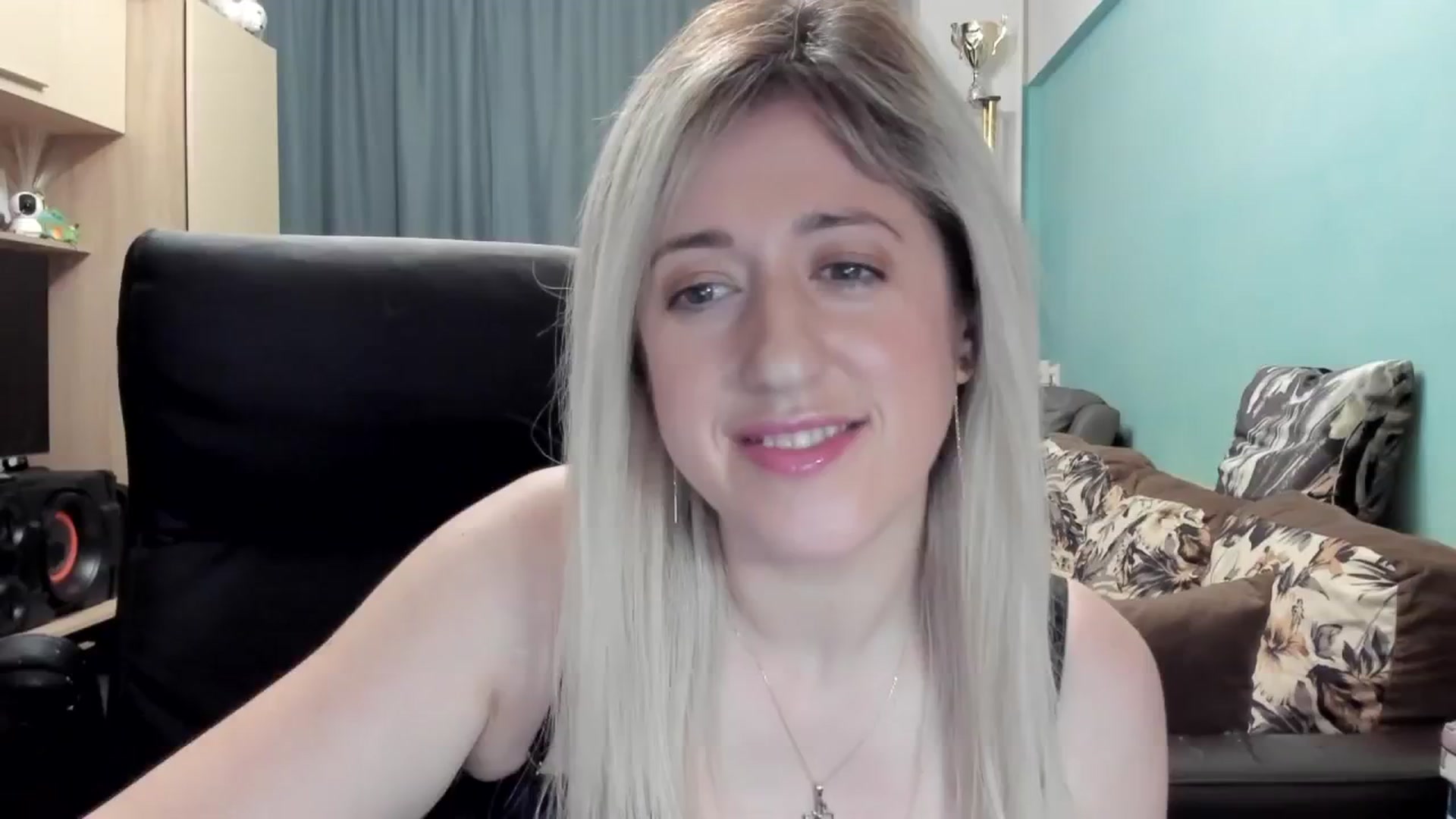 Gallery image thumbnail from SweetDelia_'s myfreecams stream on, 03/02/2026, 03:59 image 17 of 20