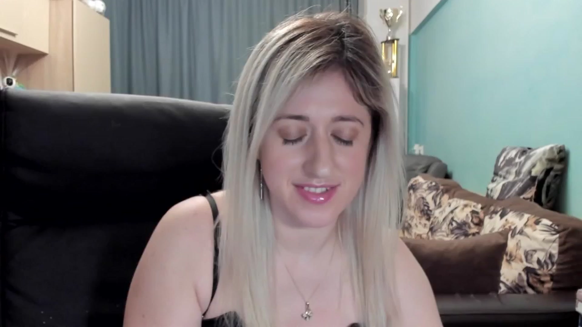 Gallery image thumbnail from SweetDelia_'s myfreecams stream on, 03/02/2026, 03:59 image 8 of 20