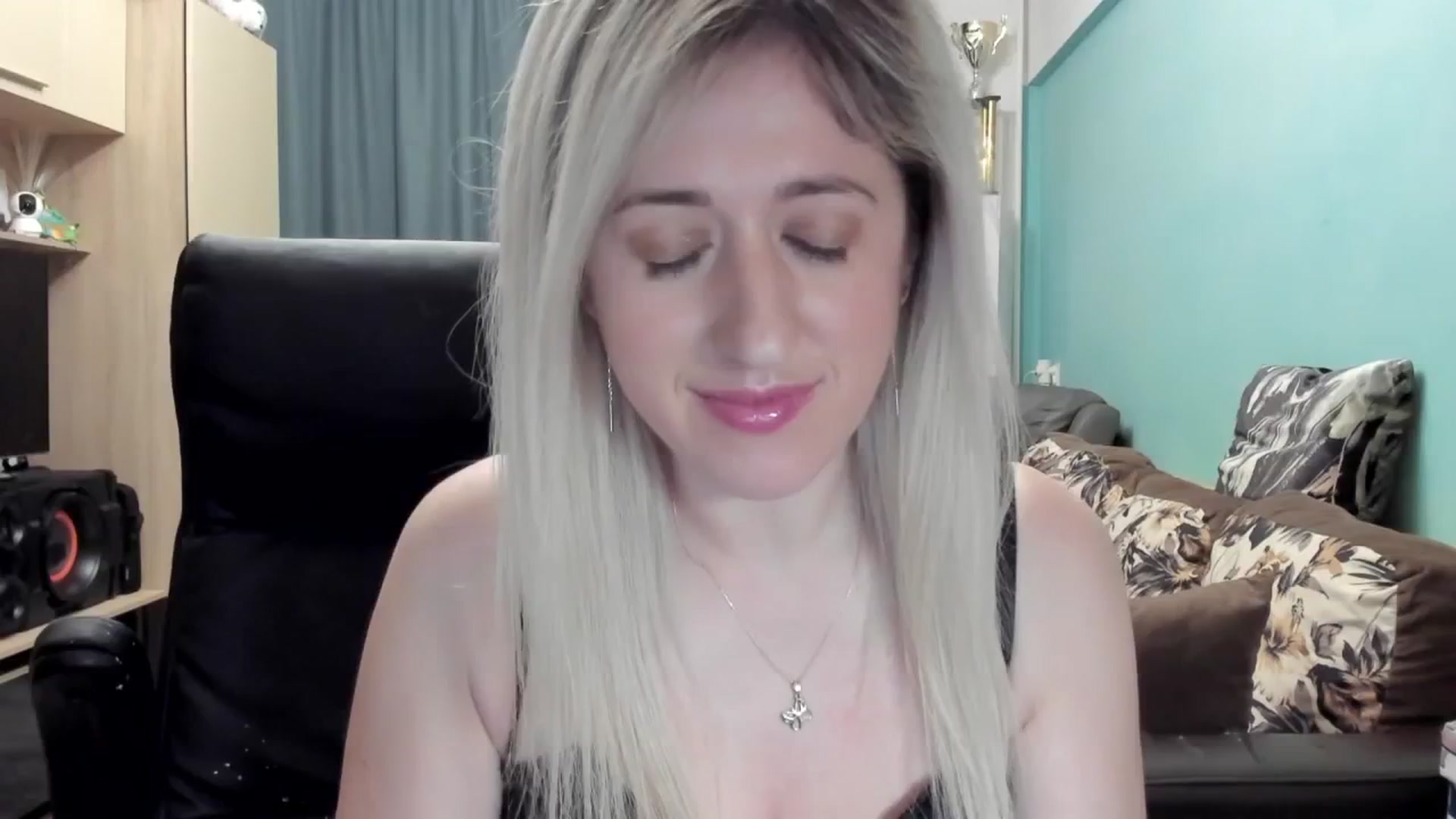 Gallery image thumbnail from SweetDelia_'s myfreecams stream on, 03/02/2026, 03:59 image 12 of 20