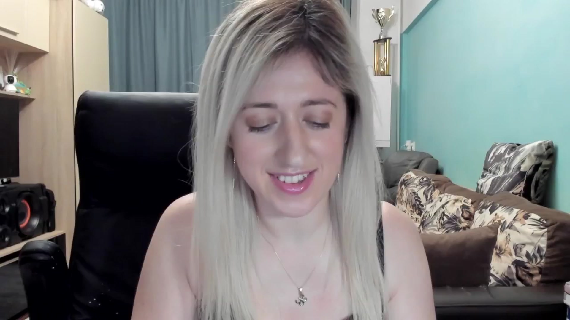 Gallery image thumbnail from SweetDelia_'s myfreecams stream on, 03/02/2026, 03:59 image 14 of 20