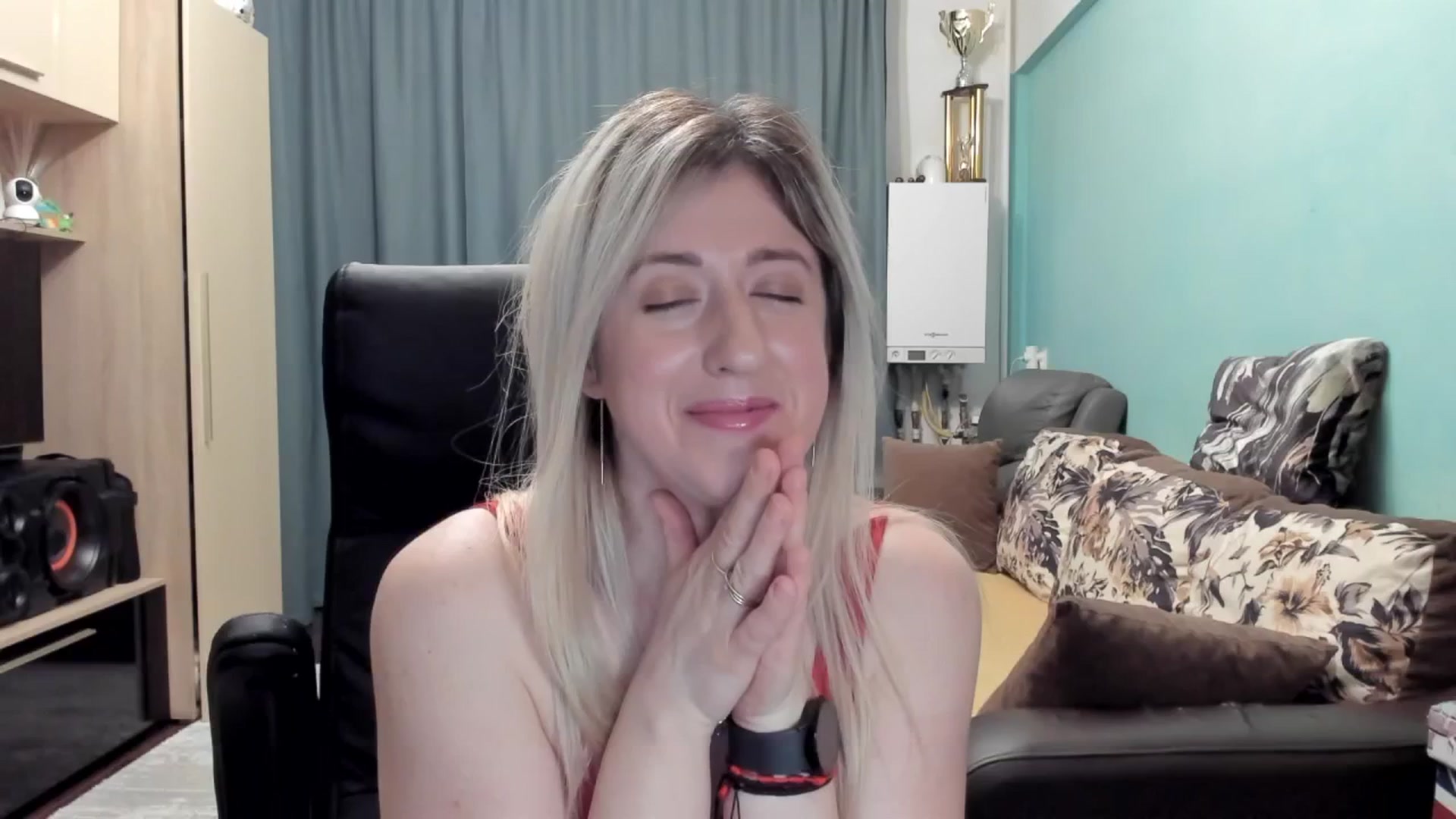 Gallery image thumbnail from SweetDelia_'s myfreecams stream on, 03/04/2026, 03:09 image 2 of 20