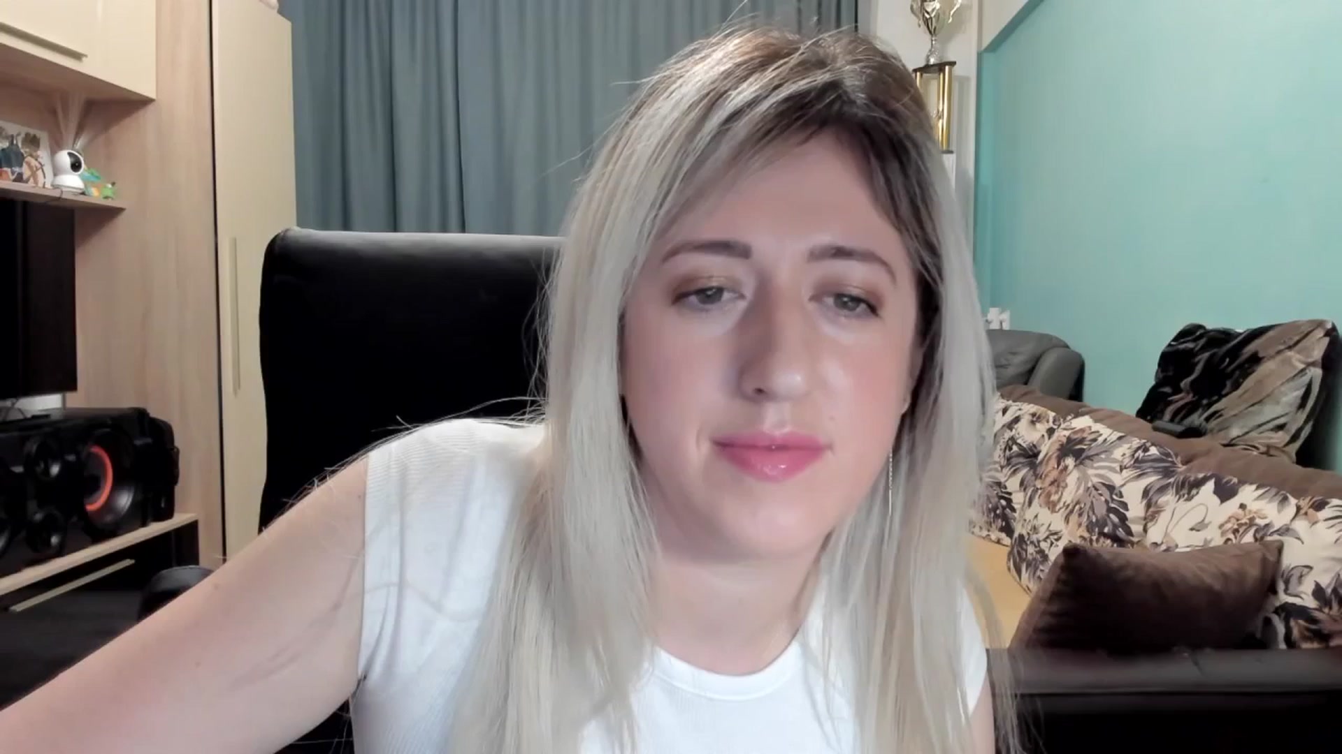 Gallery image thumbnail from SweetDelia_'s myfreecams stream on, 03/05/2026, 24:08 image 2 of 20