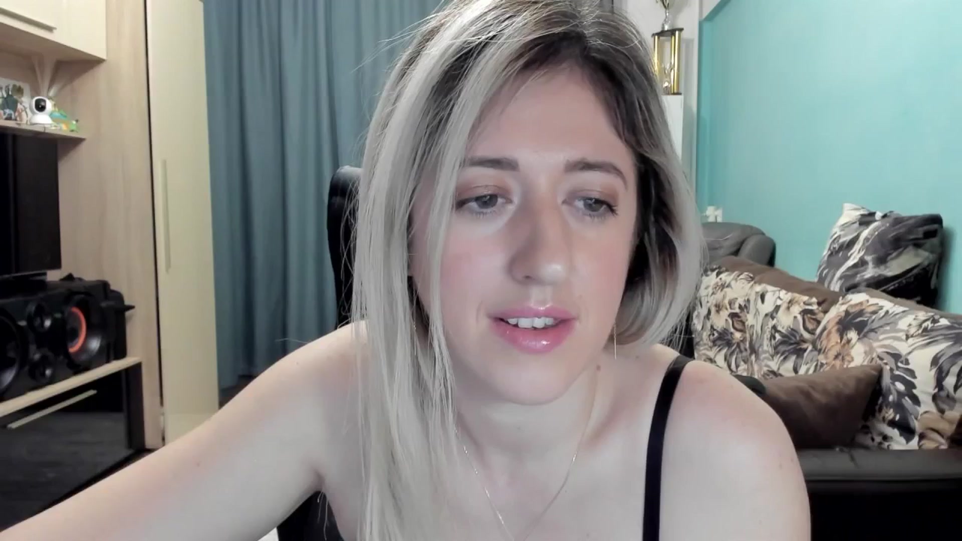 Gallery image thumbnail from SweetDelia_'s myfreecams stream on, 03/06/2026, 24:32 image 3 of 20