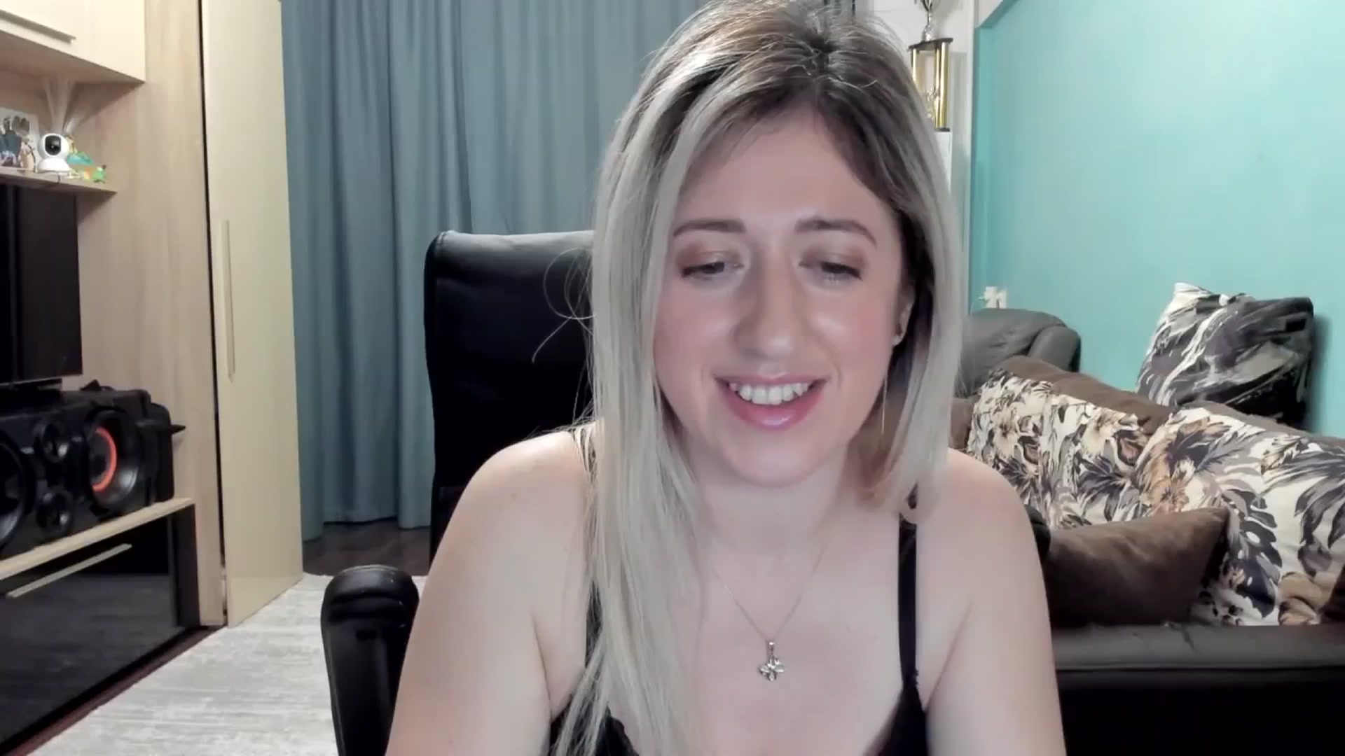 Gallery image thumbnail from SweetDelia_'s myfreecams stream on, 03/06/2026, 02:10 image 9 of 20