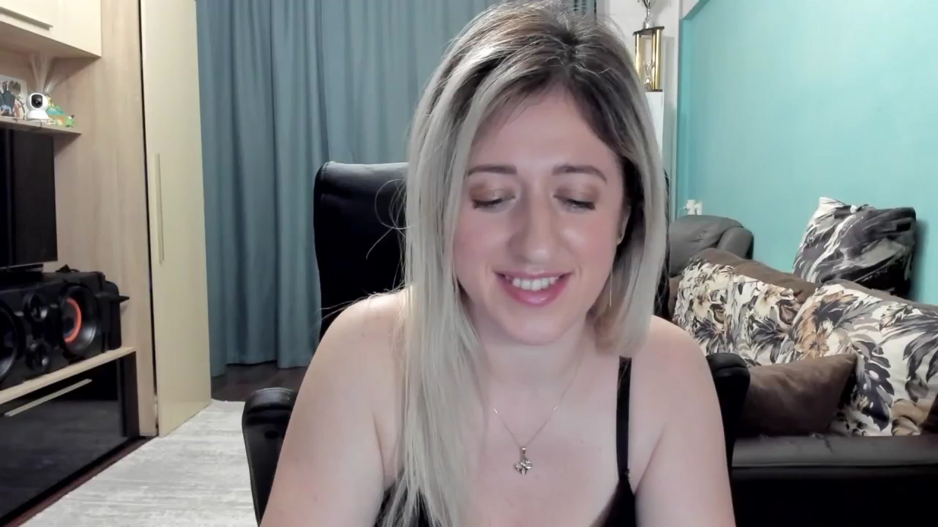 Gallery image thumbnail from SweetDelia_'s myfreecams stream on, 03/06/2026, 02:10 image 2 of 20