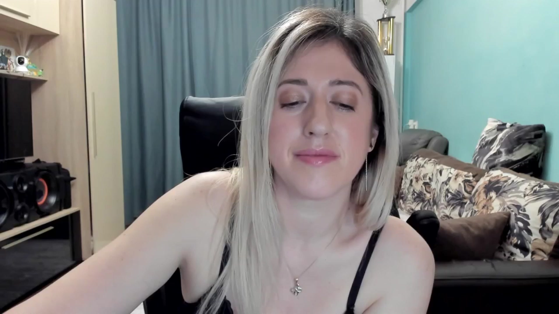 Gallery image thumbnail from SweetDelia_'s myfreecams stream on, 03/06/2026, 02:10 image 4 of 20