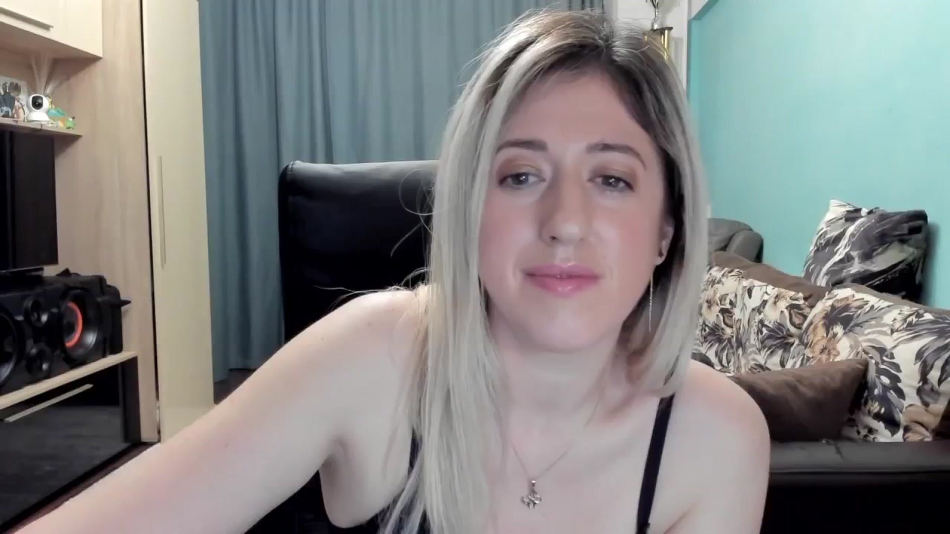 Gallery image thumbnail from SweetDelia_'s myfreecams stream on, 03/06/2026, 02:10 image 3 of 20