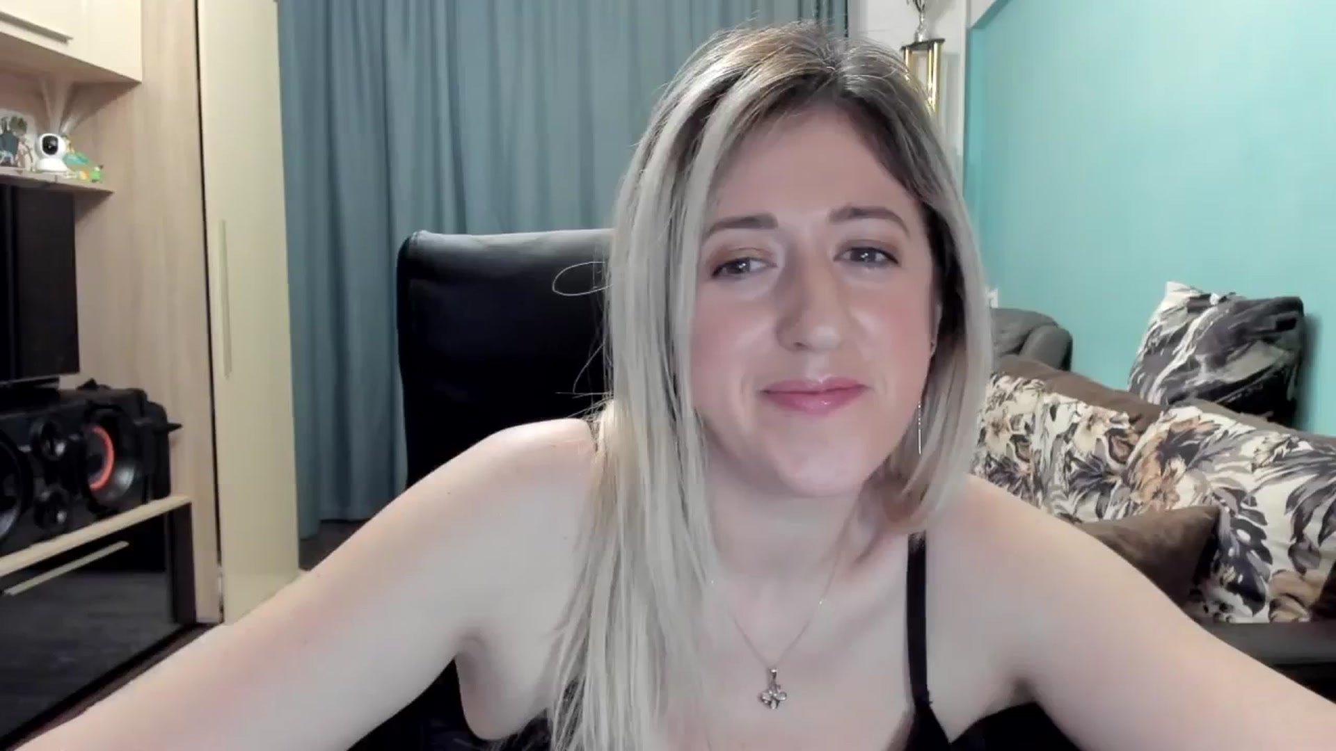 Gallery image thumbnail from SweetDelia_'s myfreecams stream on, 03/06/2026, 02:10 image 12 of 20