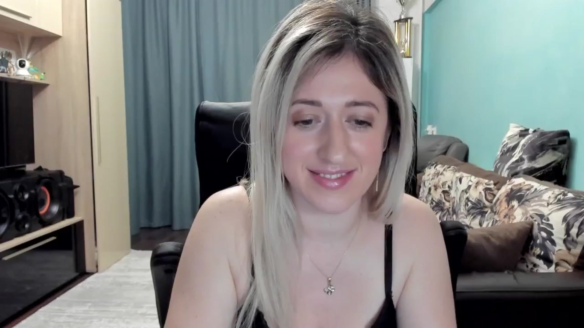 Gallery image thumbnail from SweetDelia_'s myfreecams stream on, 03/06/2026, 02:10 image 7 of 20