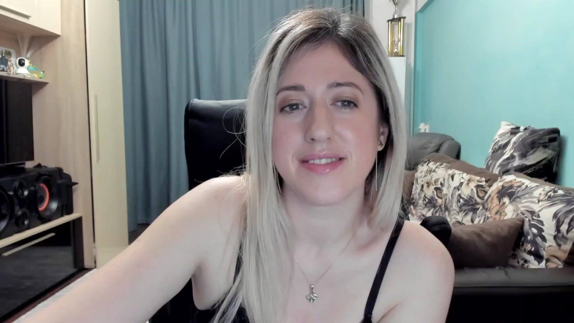 Gallery image thumbnail from SweetDelia_'s myfreecams stream on, 03/06/2026, 02:10 image 5 of 20