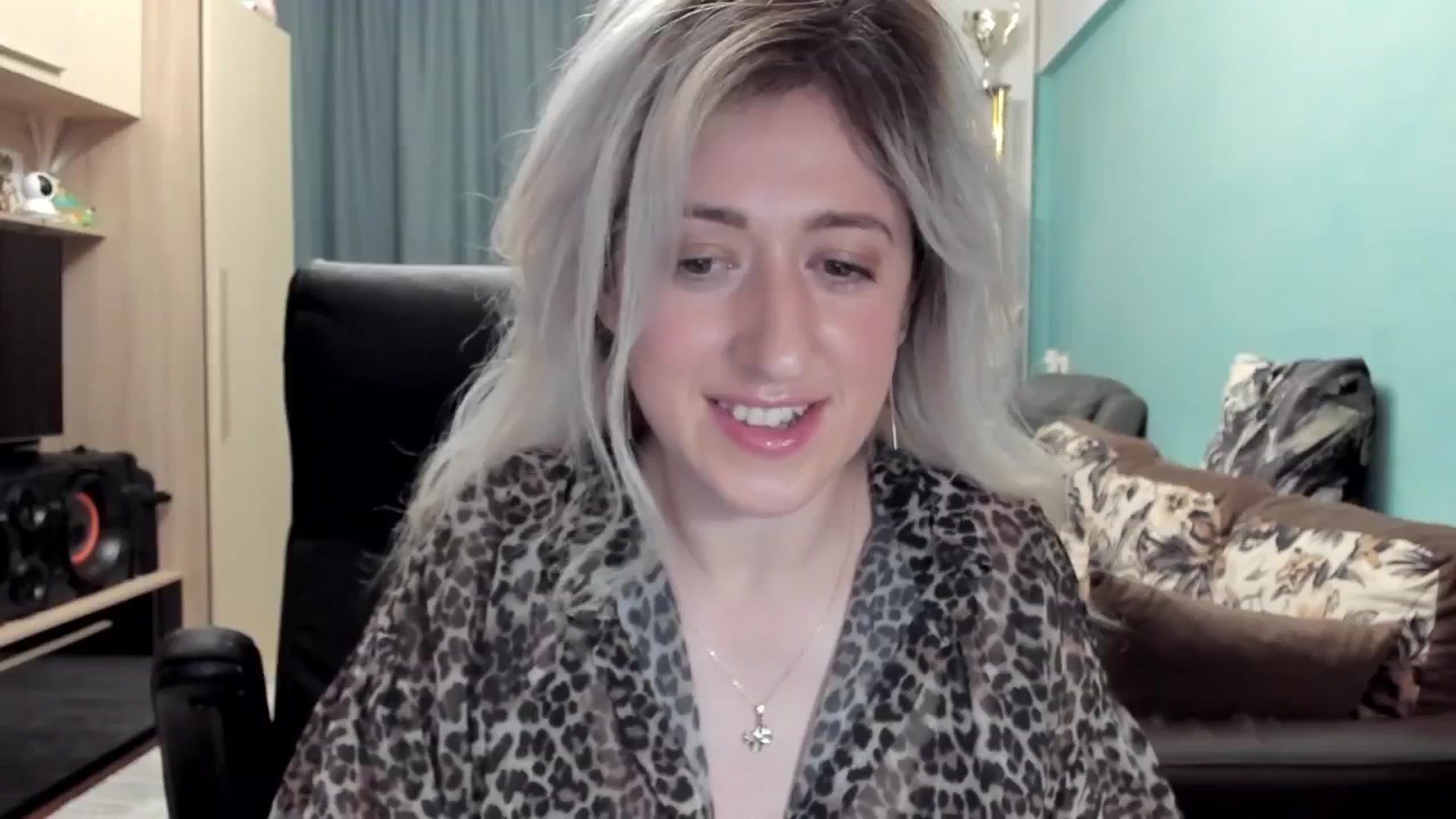 Gallery image thumbnail from SweetDelia_'s myfreecams stream on, 03/07/2026, 03:32 image 17 of 20