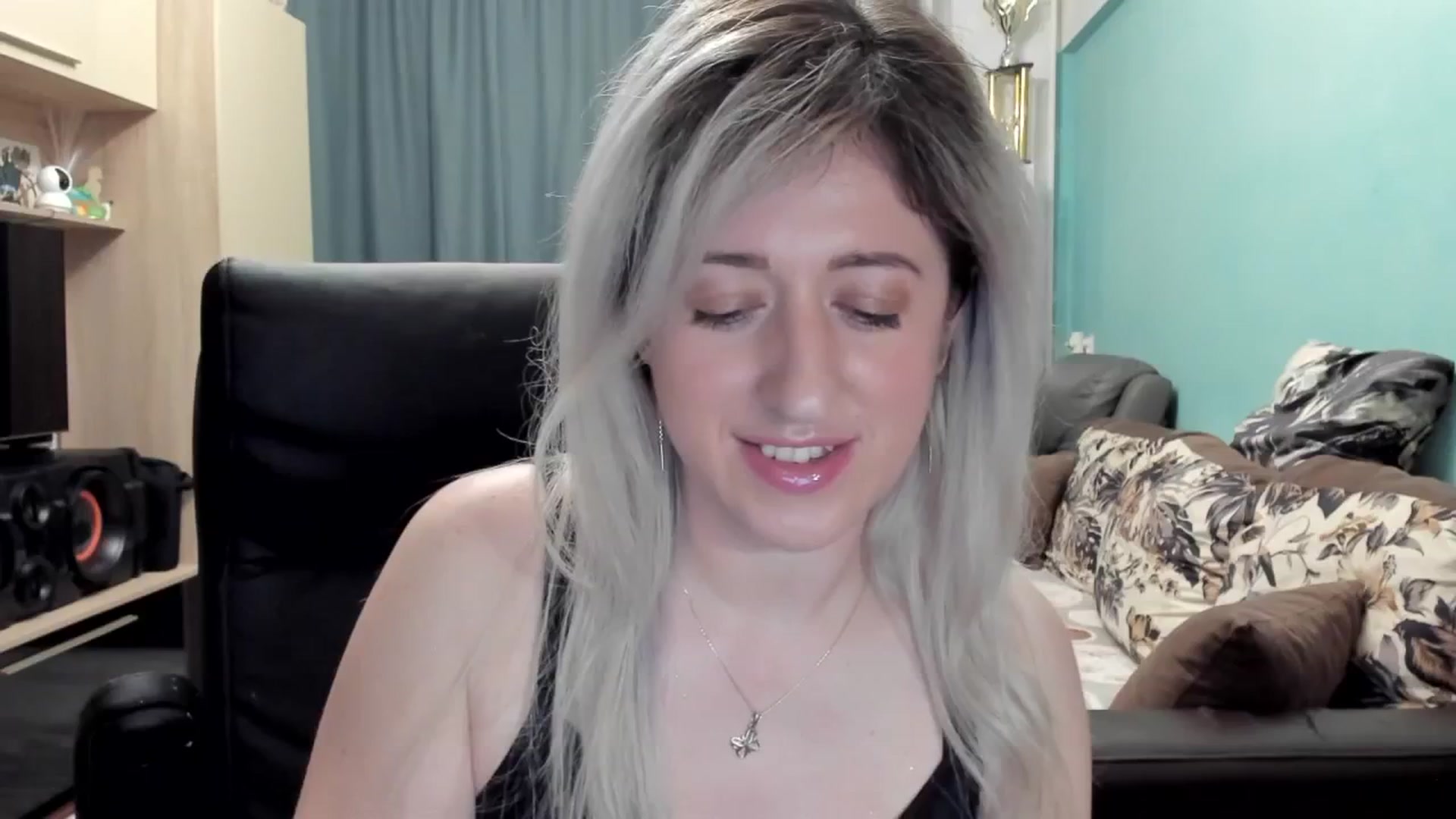 Gallery image thumbnail from SweetDelia_'s myfreecams stream on, 03/08/2026, 23:54 image 15 of 20