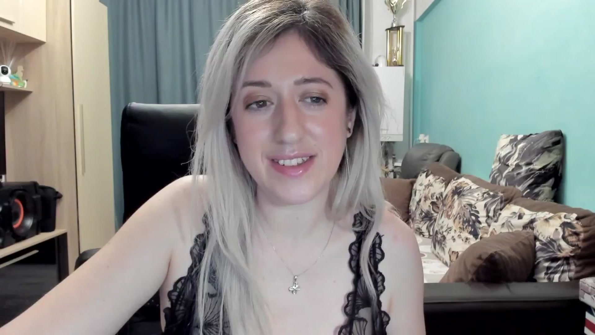 Gallery image thumbnail from SweetDelia_'s myfreecams stream on, 03/10/2026, 03:45 image 17 of 20