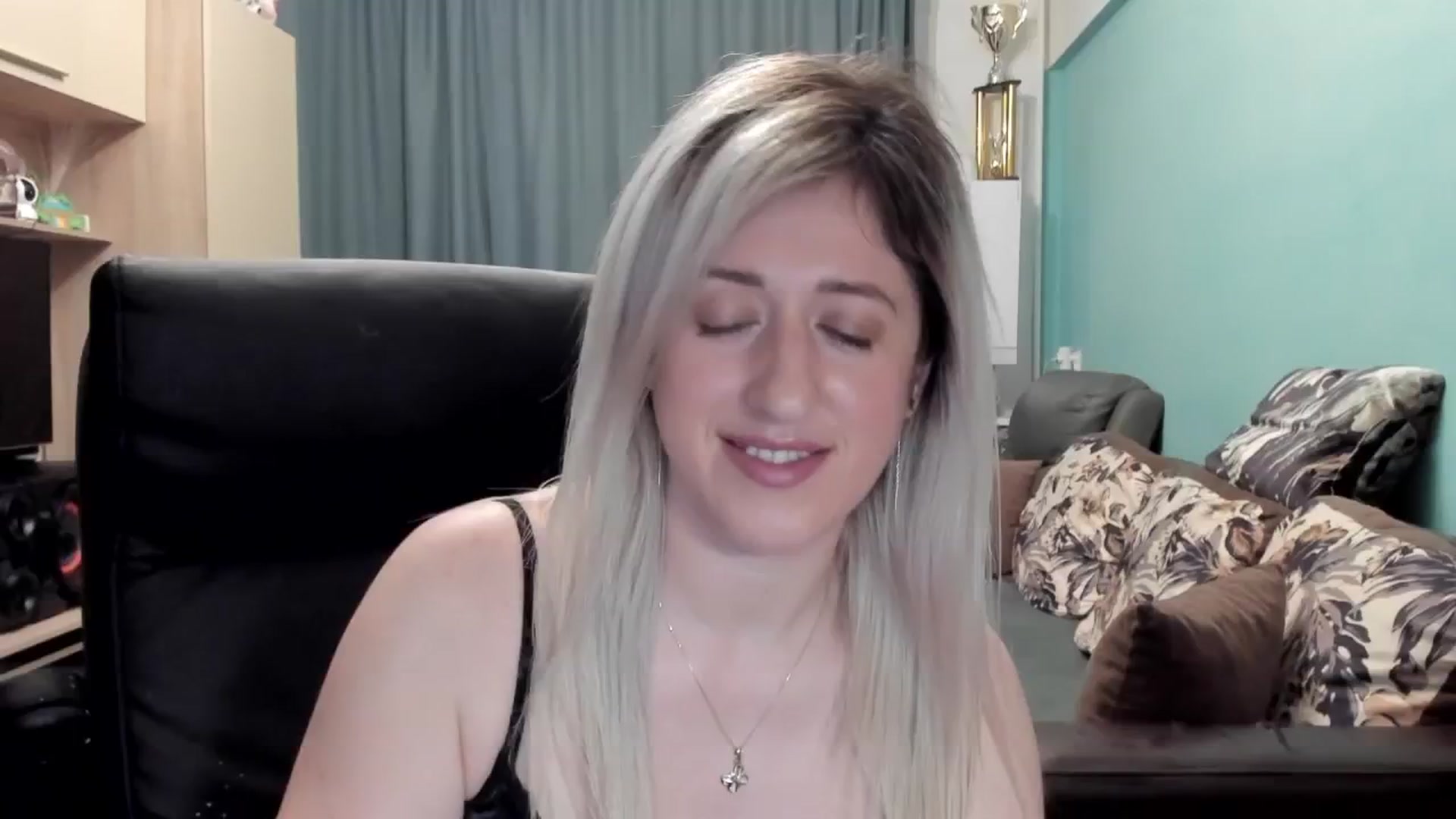 Gallery image thumbnail from SweetDelia_'s myfreecams stream on, 03/13/2026, 01:34 image 5 of 20