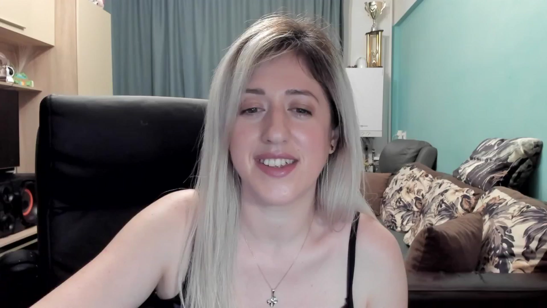 Gallery image thumbnail from SweetDelia_'s myfreecams stream on, 03/13/2026, 01:34 image 18 of 20