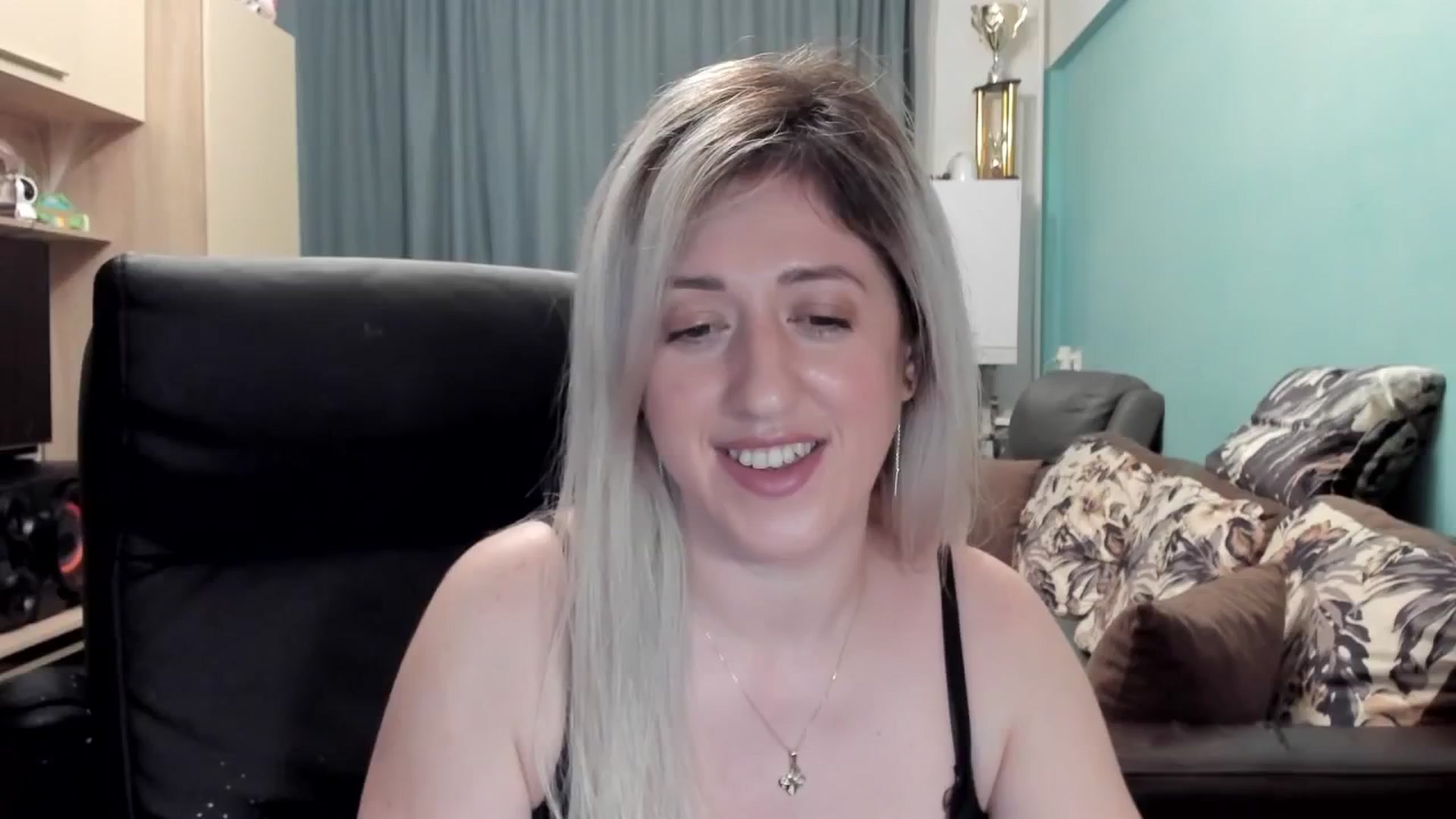 Gallery image thumbnail from SweetDelia_'s myfreecams stream on, 03/13/2026, 01:34 image 16 of 20