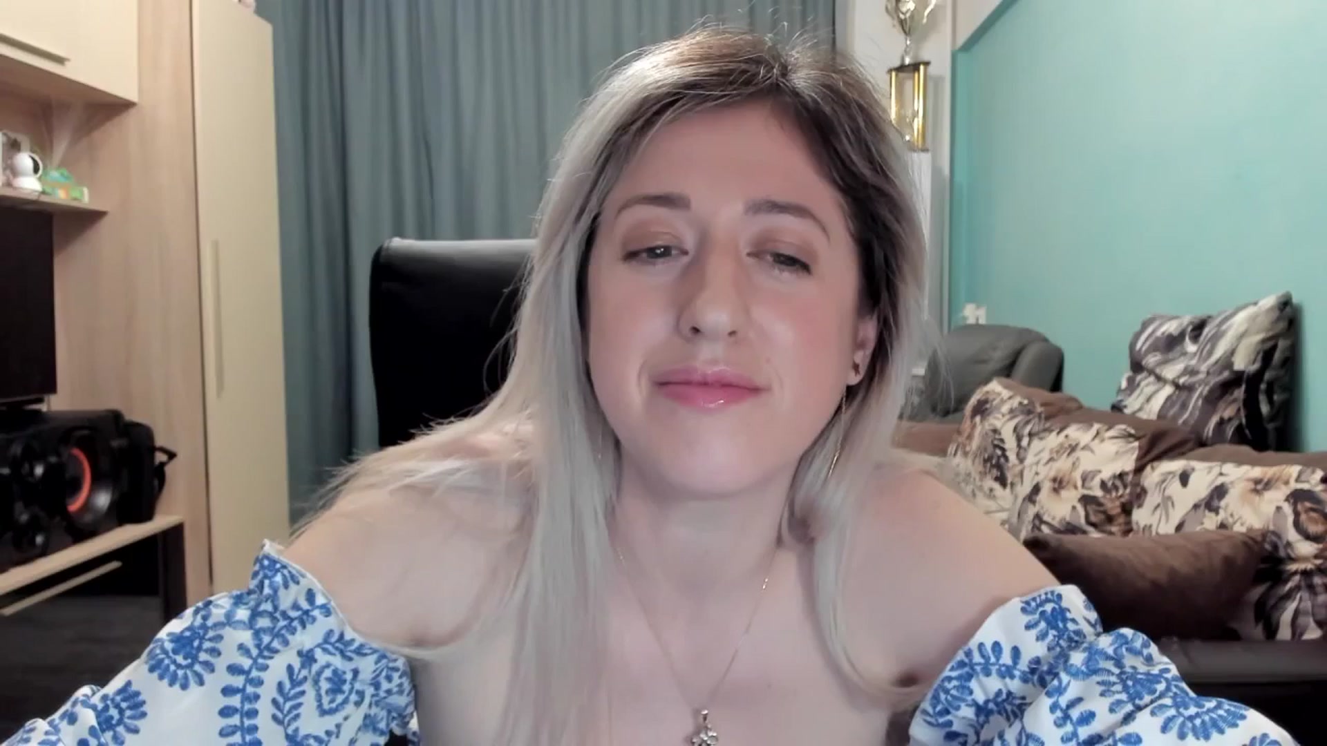 Gallery image thumbnail from SweetDelia_'s myfreecams stream on, 03/15/2026, 02:37 image 15 of 20