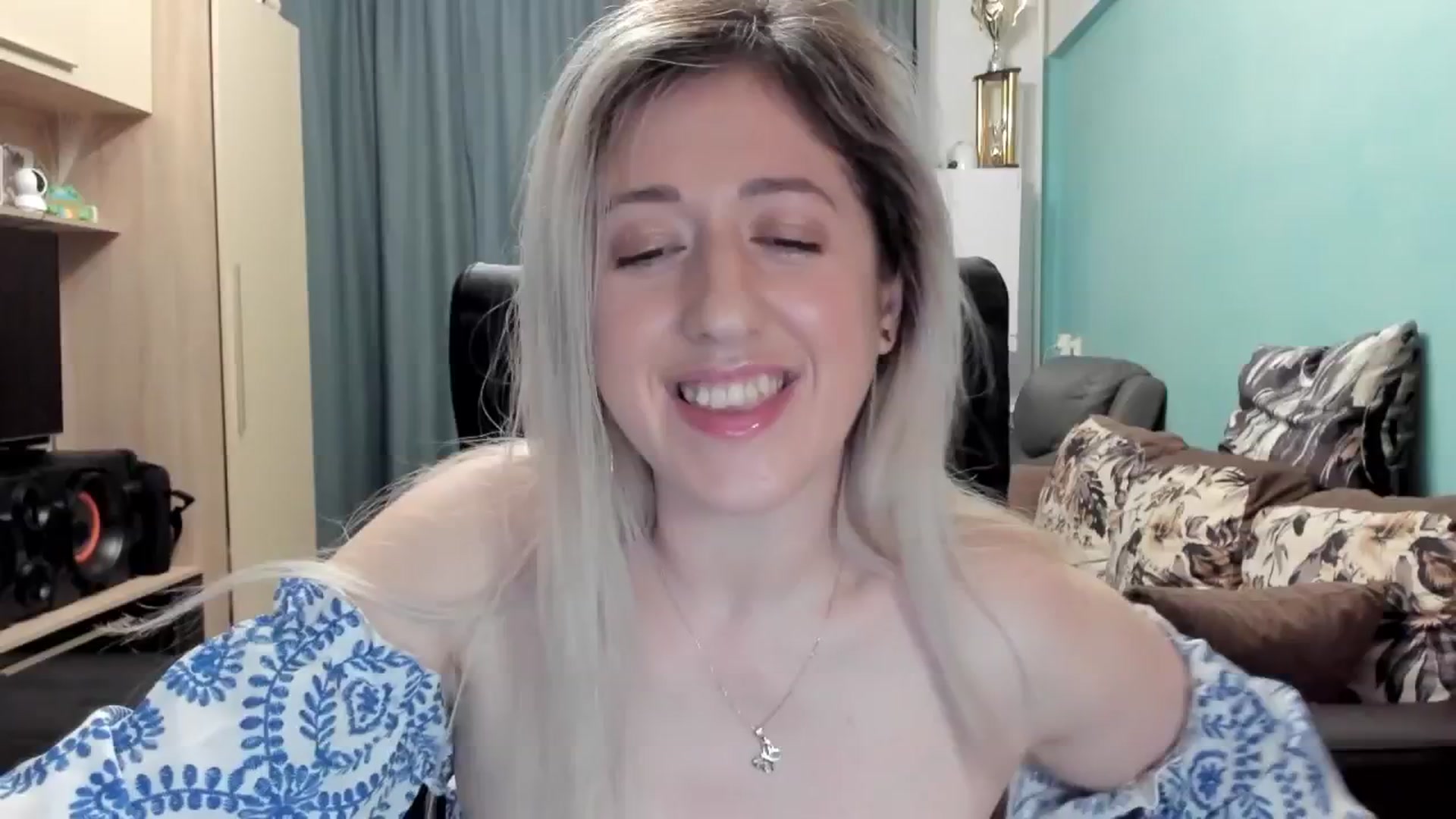 Gallery image thumbnail from SweetDelia_'s myfreecams stream on, 03/15/2026, 02:37 image 18 of 20
