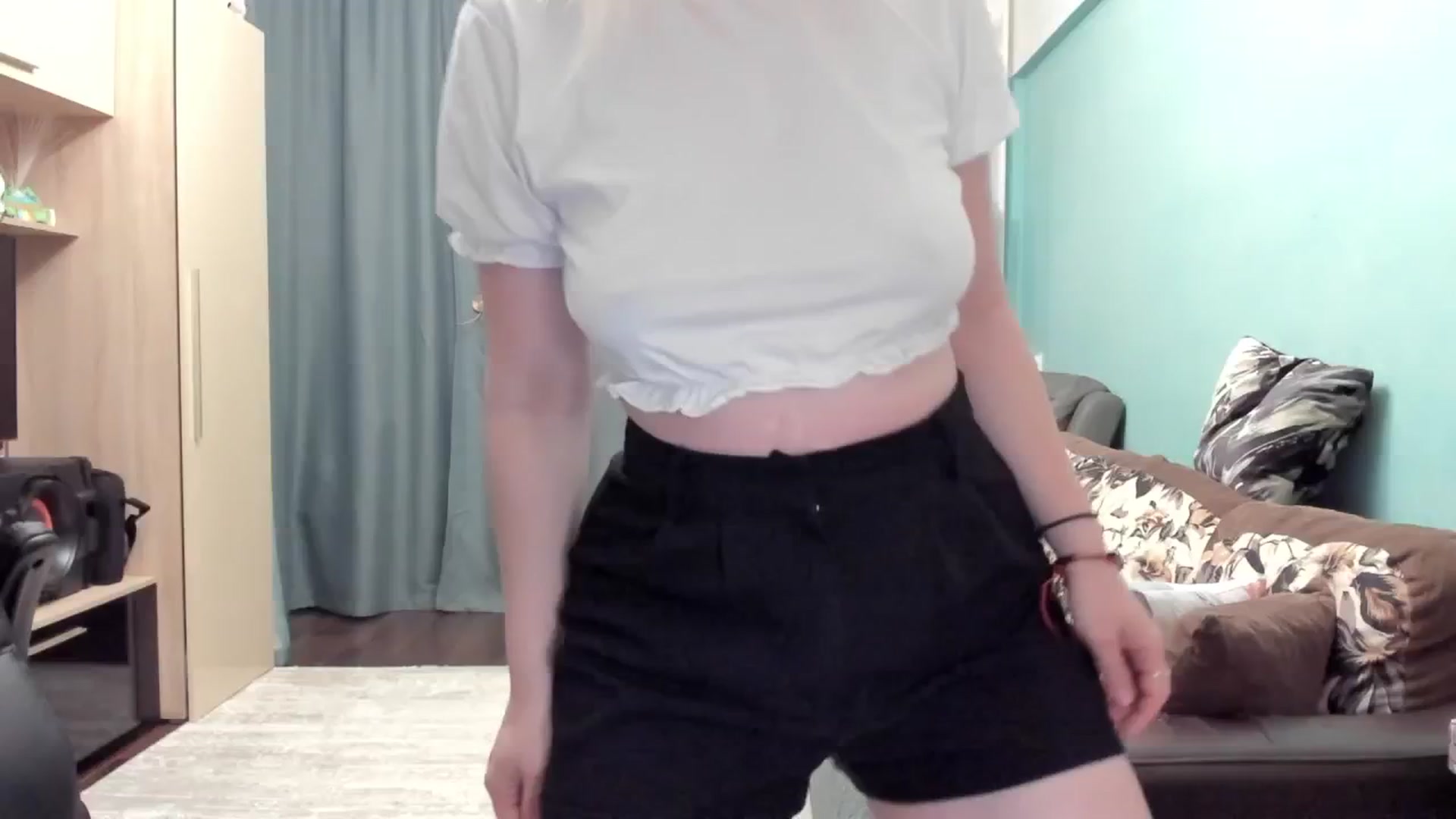 Gallery image thumbnail from SweetDelia_'s myfreecams stream on, 03/17/2026, 03:44 image 10 of 20