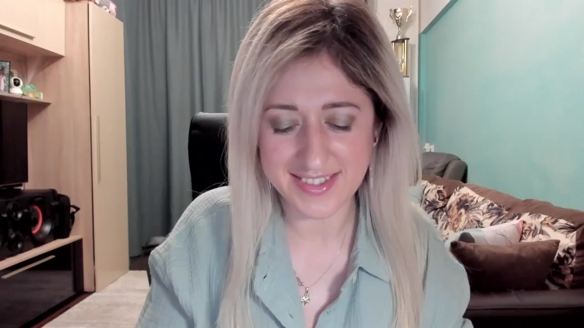 Gallery image thumbnail from SweetDelia_'s myfreecams stream on, 03/18/2026, 01:06 image 20 of 20