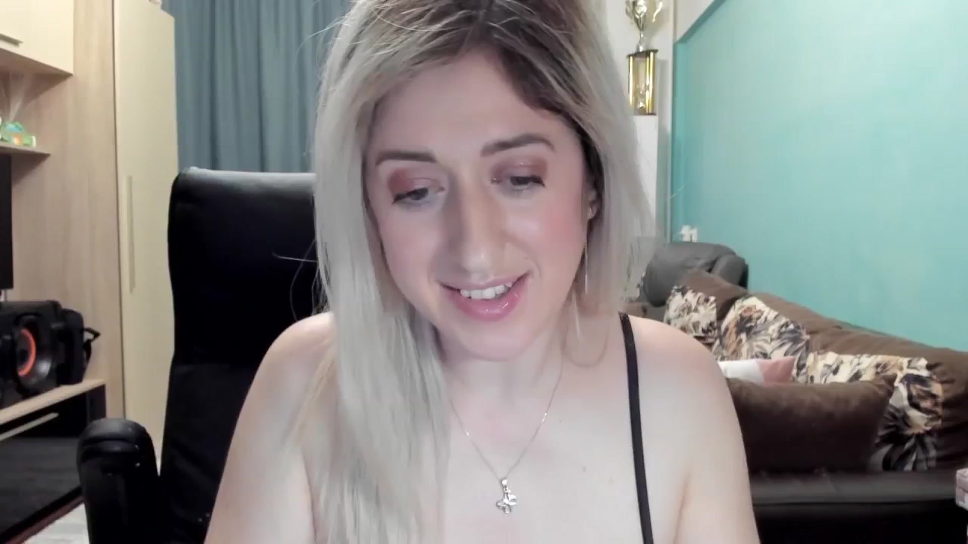 Gallery image thumbnail from SweetDelia_'s myfreecams stream on, 03/19/2026, 02:31 image 8 of 20