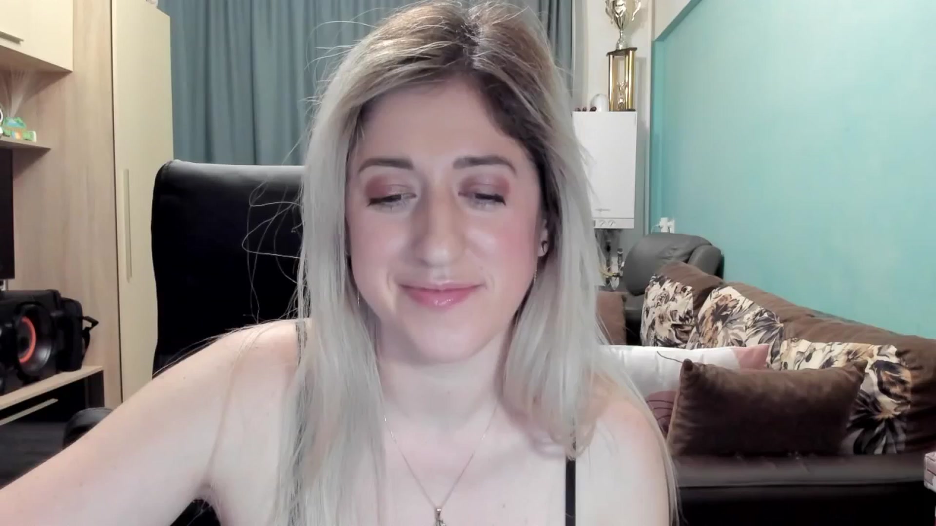 Gallery image thumbnail from SweetDelia_'s myfreecams stream on, 03/19/2026, 02:31 image 5 of 20