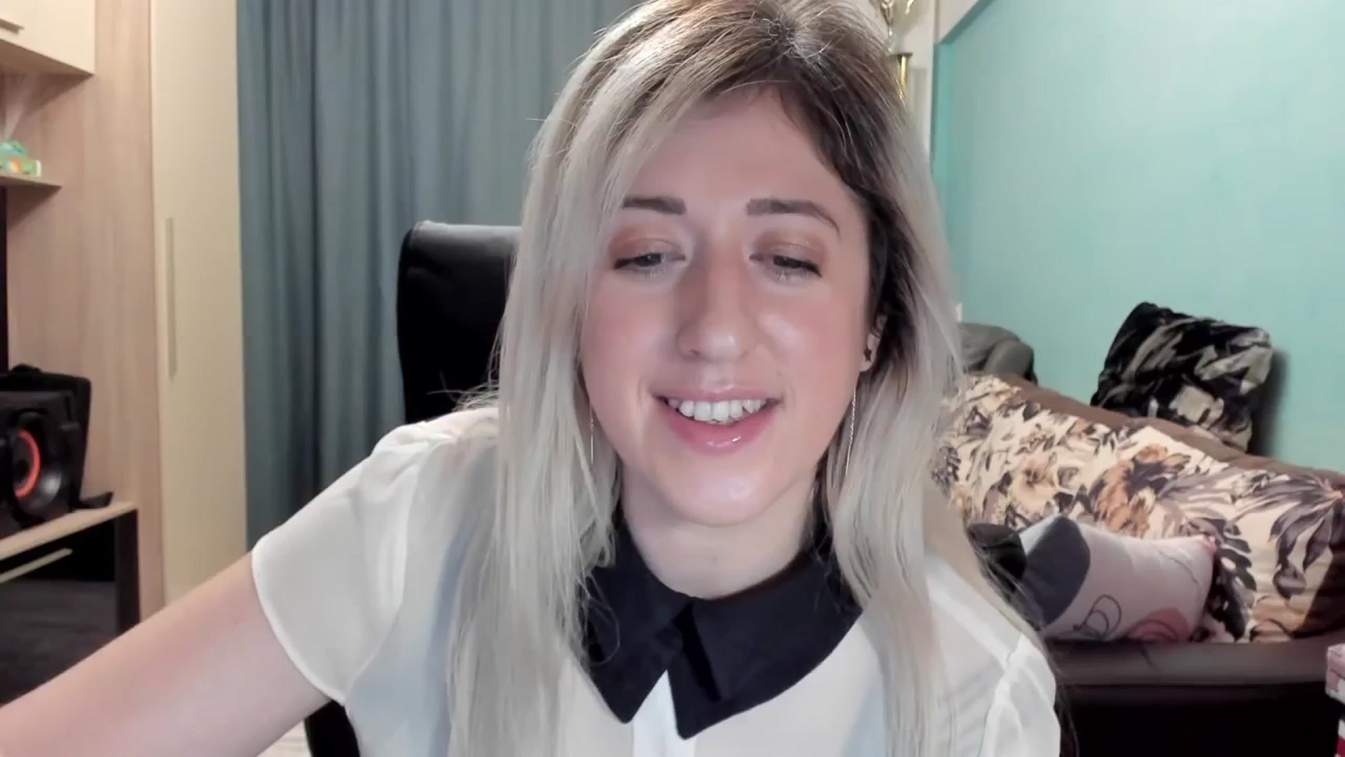 Gallery image thumbnail from SweetDelia_'s myfreecams stream on, 03/23/2026, 01:45 image 2 of 20