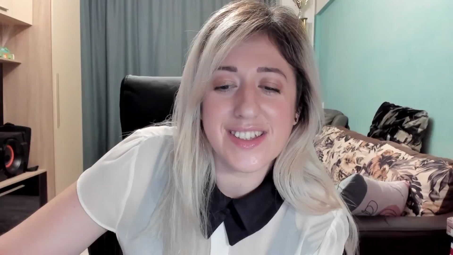 Gallery image thumbnail from SweetDelia_'s myfreecams stream on, 03/23/2026, 01:45 image 7 of 20